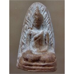 พระเนื้อผงพิมพ์พระรอด หลวงพ่อรอด อวโร ไม่ทราบวัด