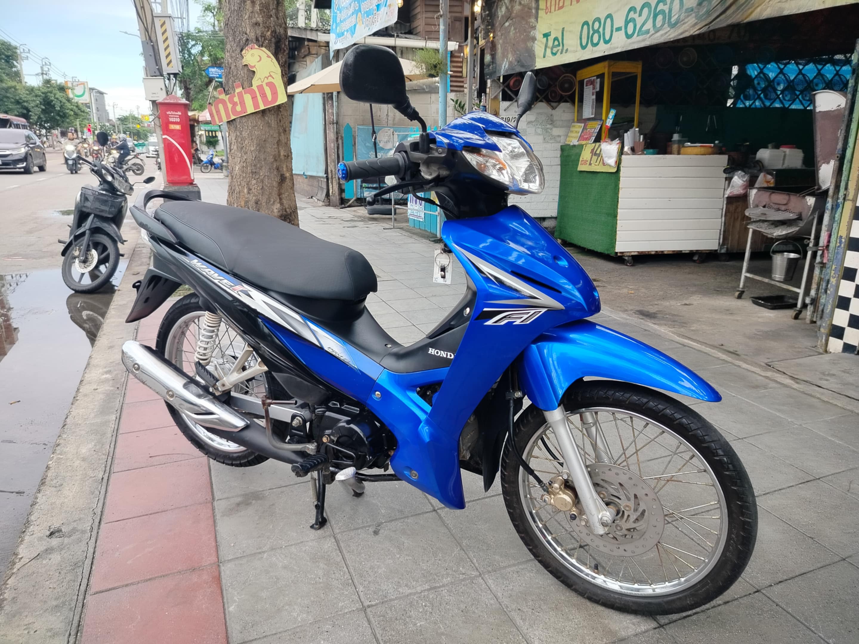 honda wave 110i สีน้ำเงิน รุ่นสตาร์ทมือ ปี 2017