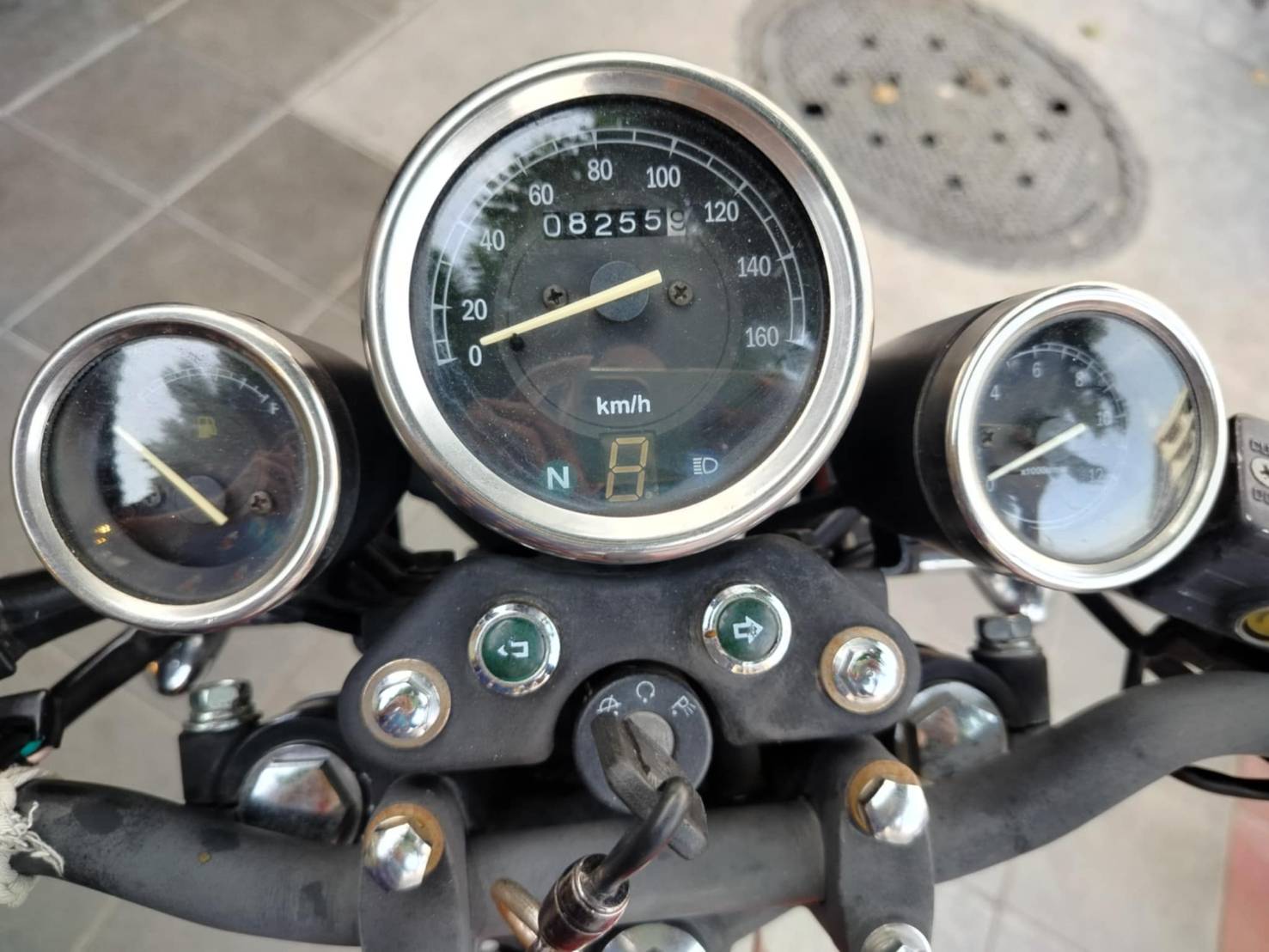 ปิดการขาย สีแดงครับ rk125