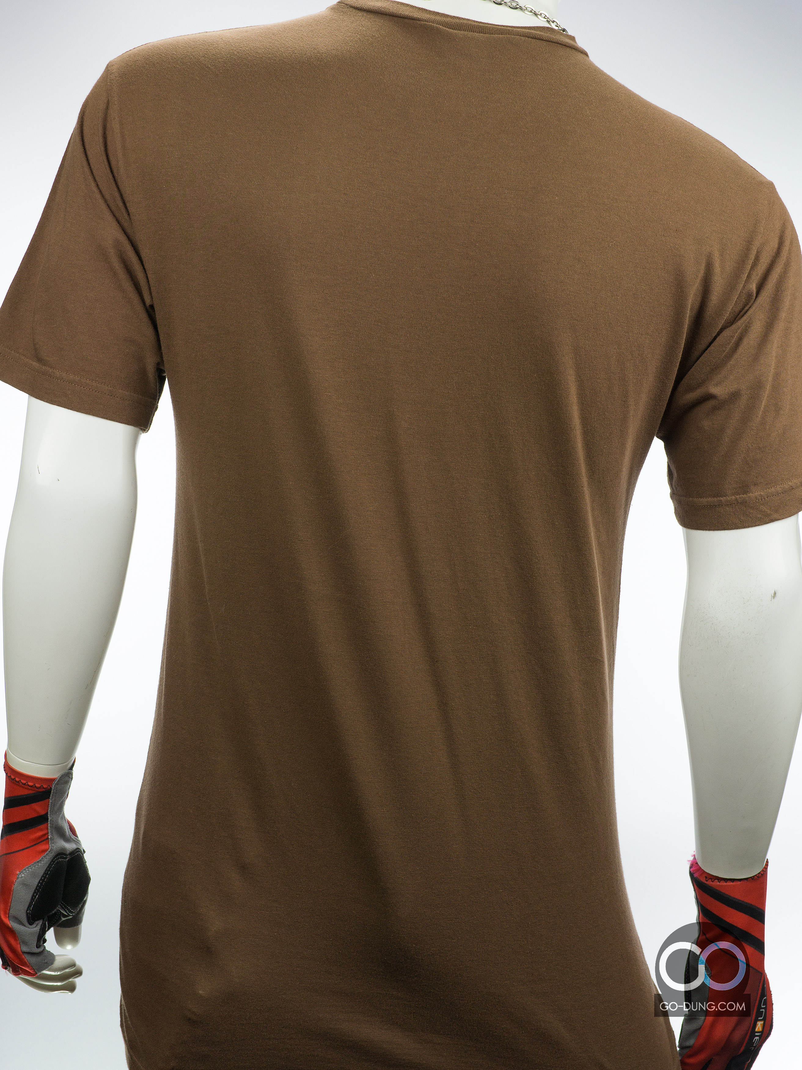 เสื้อยืดมือสอง ARTIMONDE ลายหมาป่ากับรถช๊อปเปอร์ ผ้า 100 คอตตอน