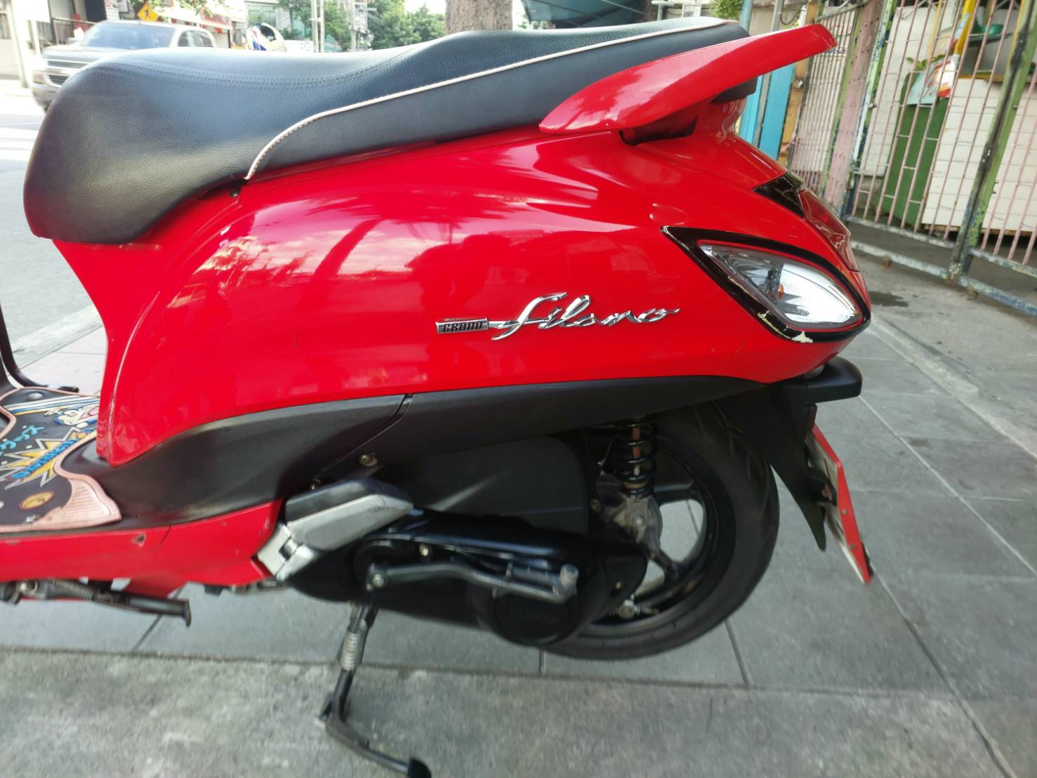 grand filano hybrid 2020 สีแดง