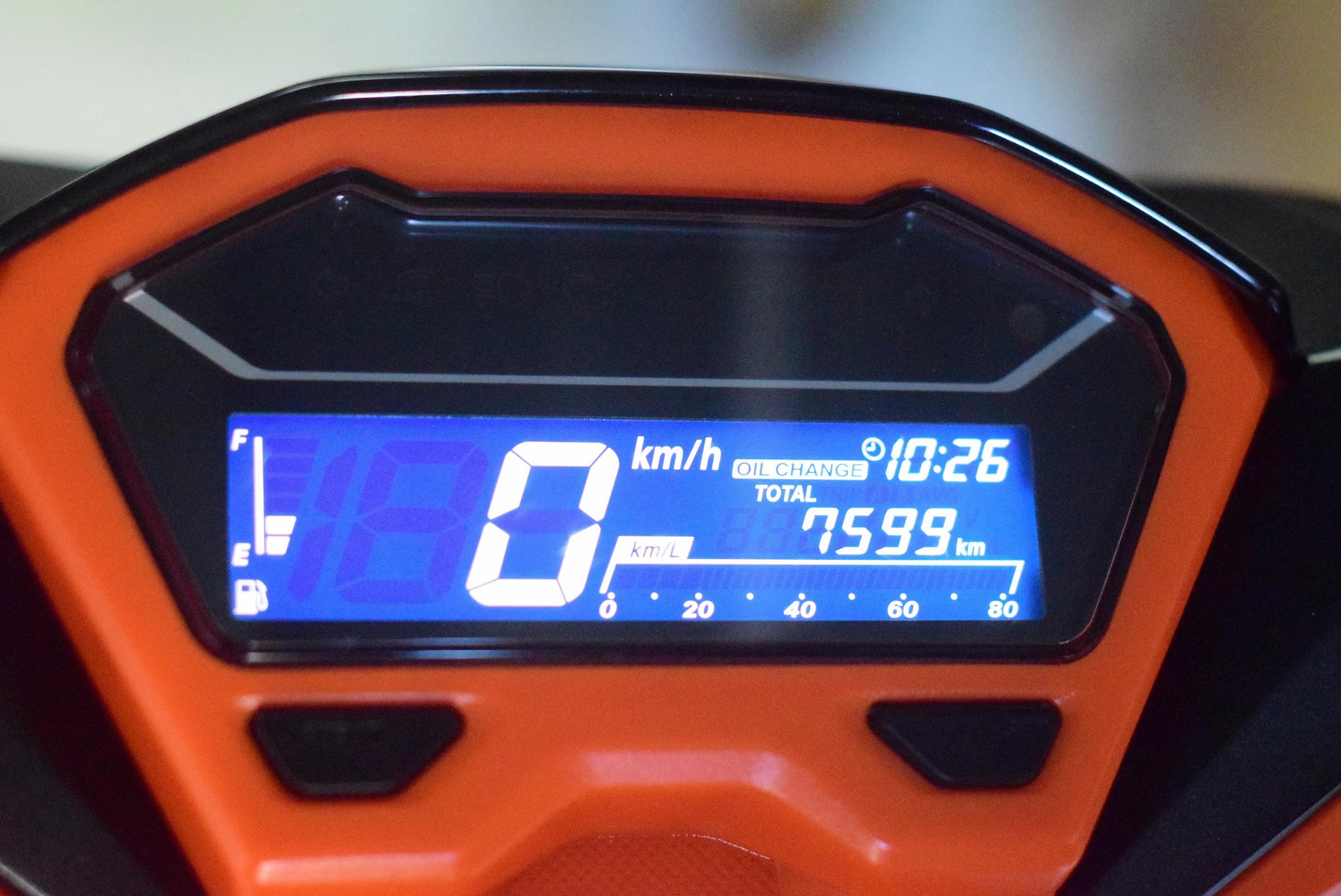 (ปิดการครับ)click 150 สีดำส้ม ปี 2020 กุญแจรีโมท