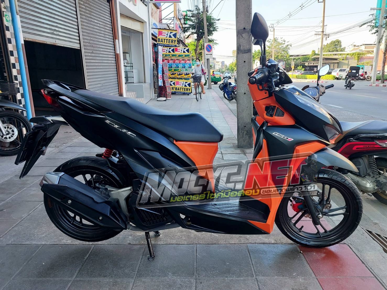 (ปิดการขายครับ) click 150 i สีดำส้ม กุญแจเตาแก๊ส จดทะเบียน63