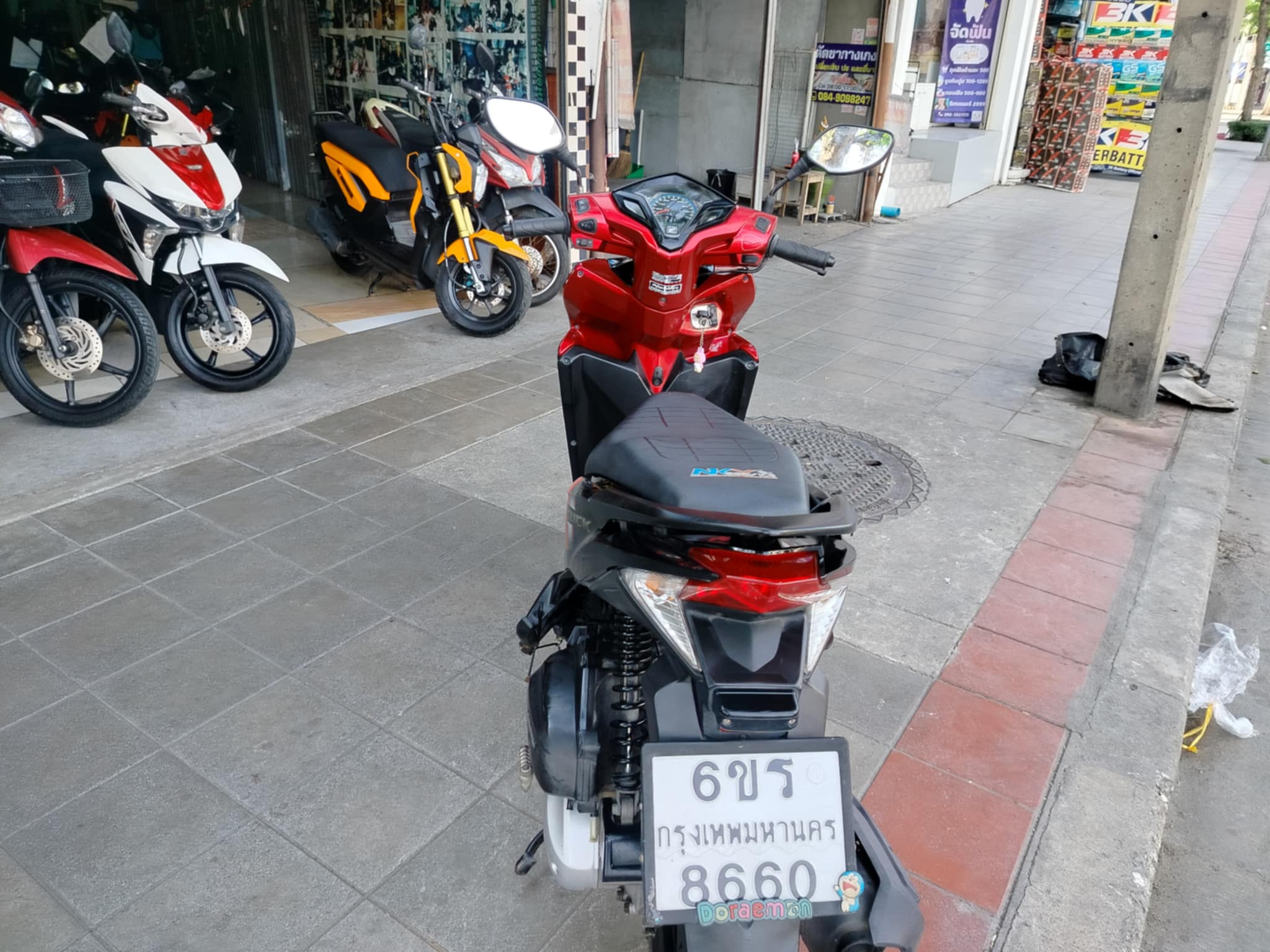 (ปิดการขาย) click 125 สีแดง ลูกค้าเก่าเคยซื้อ 3 ปีแล้วมาซื้ออีกคันครับ