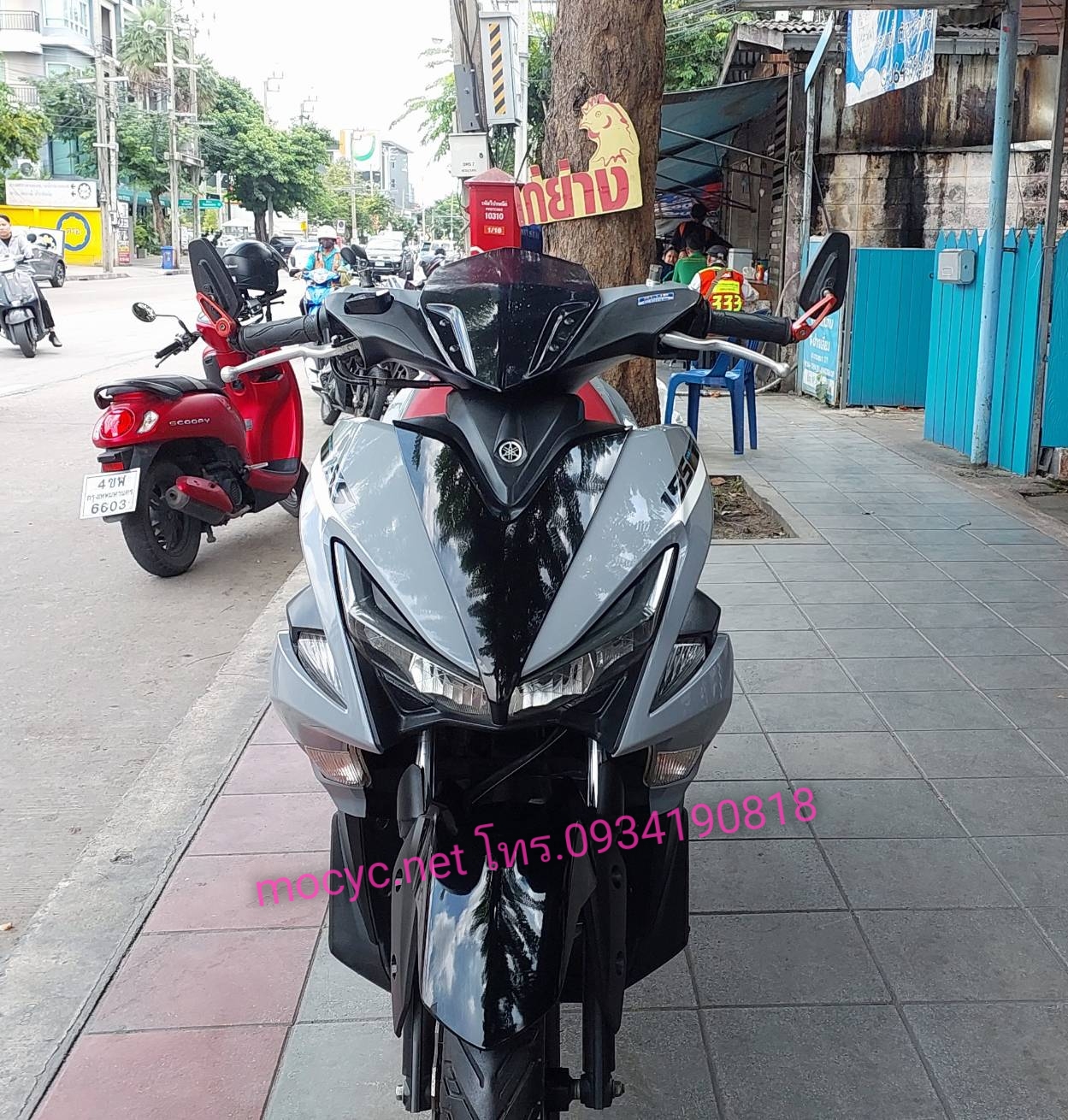 (ปิดการขาย ) พร้อมส่งสระแก้วอีกคันครับ Yamaha aerox สีฟ้าเทา ลายใหม่ 2020