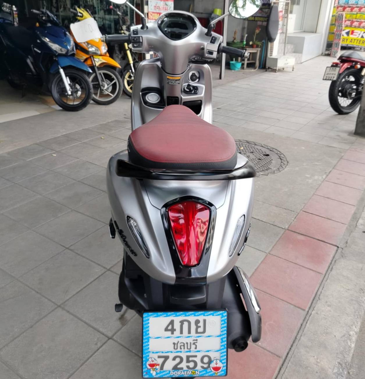 ปิดการขาย grand filano hybrid abs ตัวท็อปสุด จดทะเบียน 2567