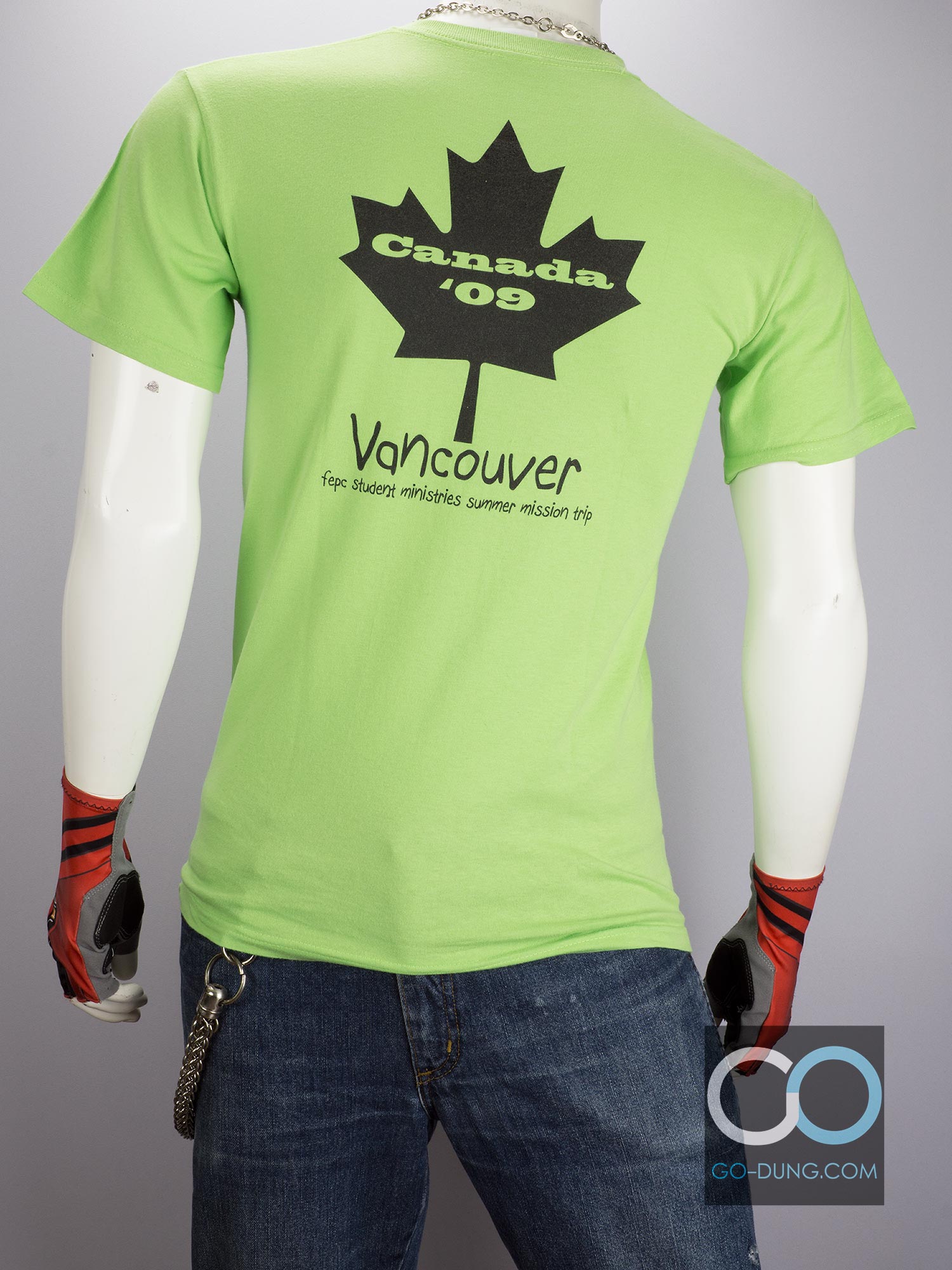 เสื้อยืดมือสอง GILDAN : CANADA '09 VANCOUVER ผ้า 100 คอตตอน