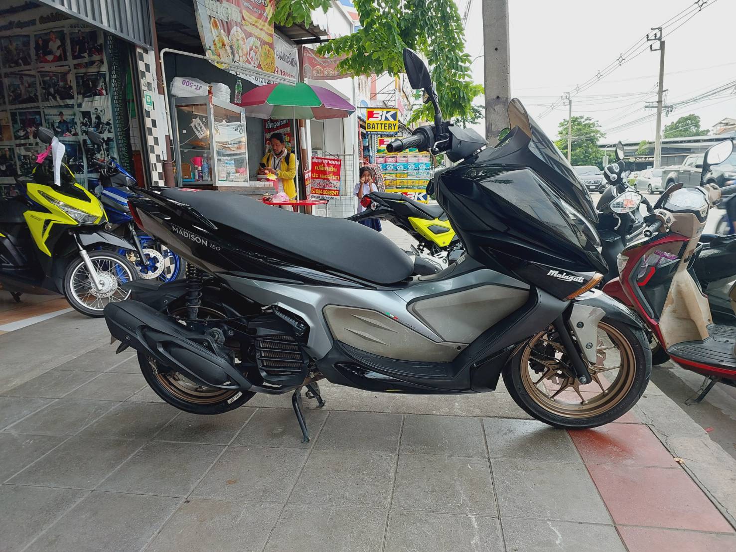 (ปิดการขาย) malaguti Madison 150 สีดำ 2023