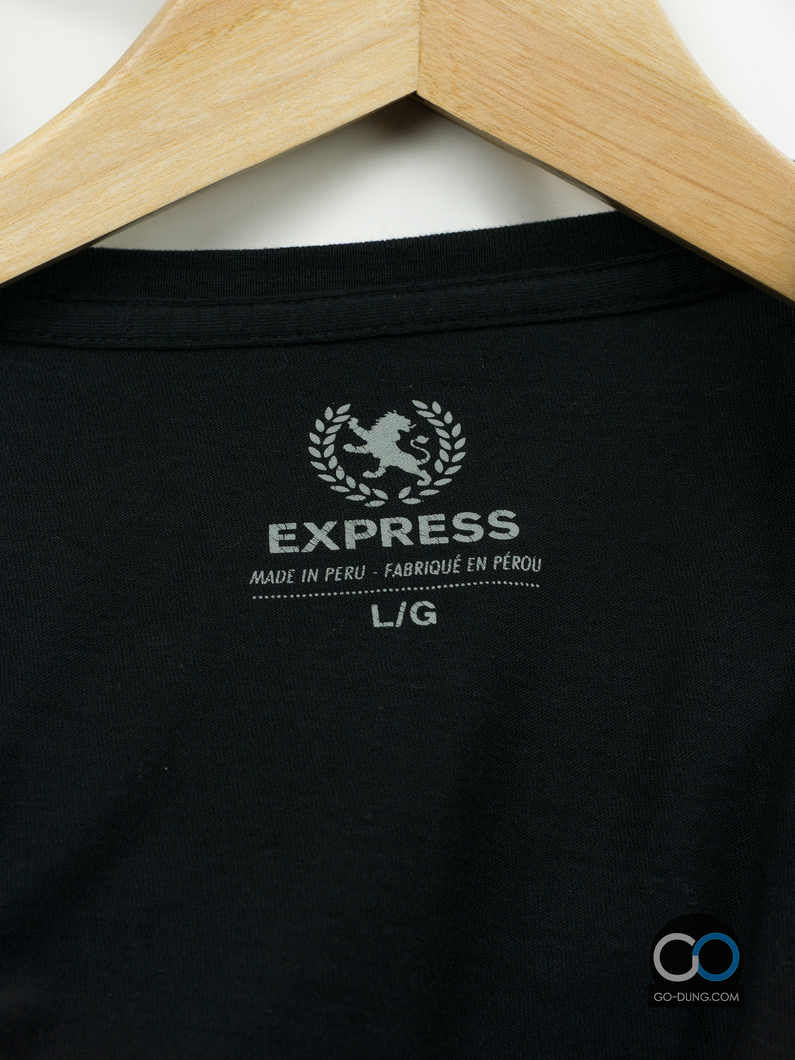 เสื้อยืดมือสอง EXPRESS : ICONIC ผ้า 100 คอตตอน