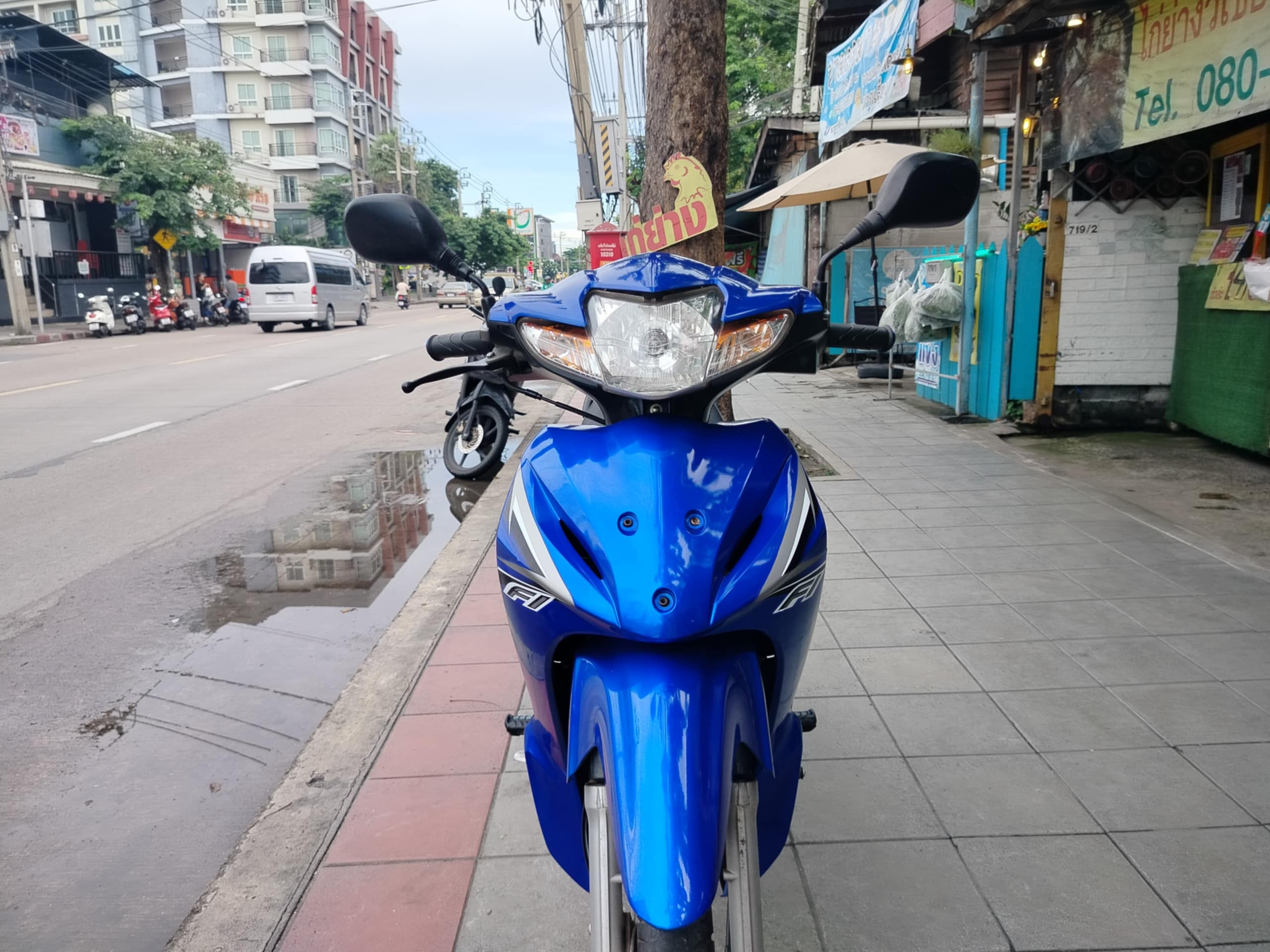 honda wave 110i สีน้ำเงิน รุ่นสตาร์ทมือ ปี 2017