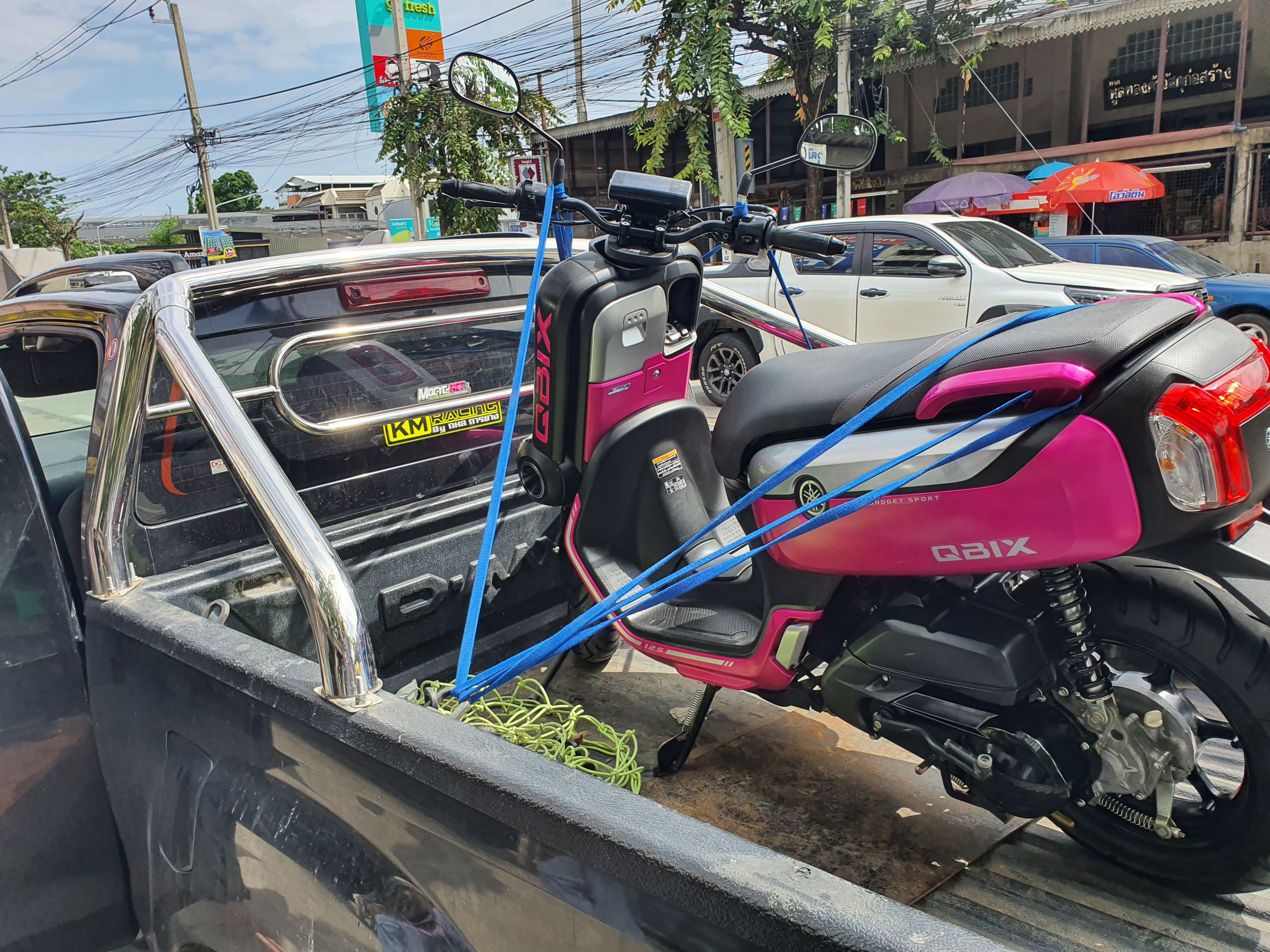 (( ขายแล้วครับ )) q bix ปี2021 สีชมพูดำ รถ 3เดือน พร้อมส่งระยองครับ