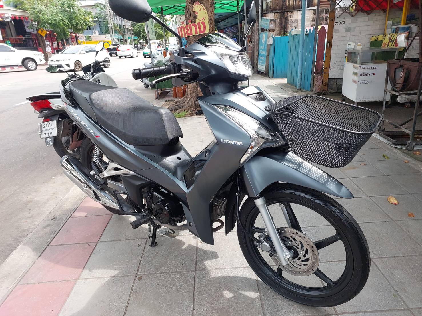 (ปิดการขาย) wave 125 led สีเทาตัวใหม่ปี 2022 รถบ้านมือเดียวซื้อสดจากป้ายแดง เช็คศูนย์ตลอด