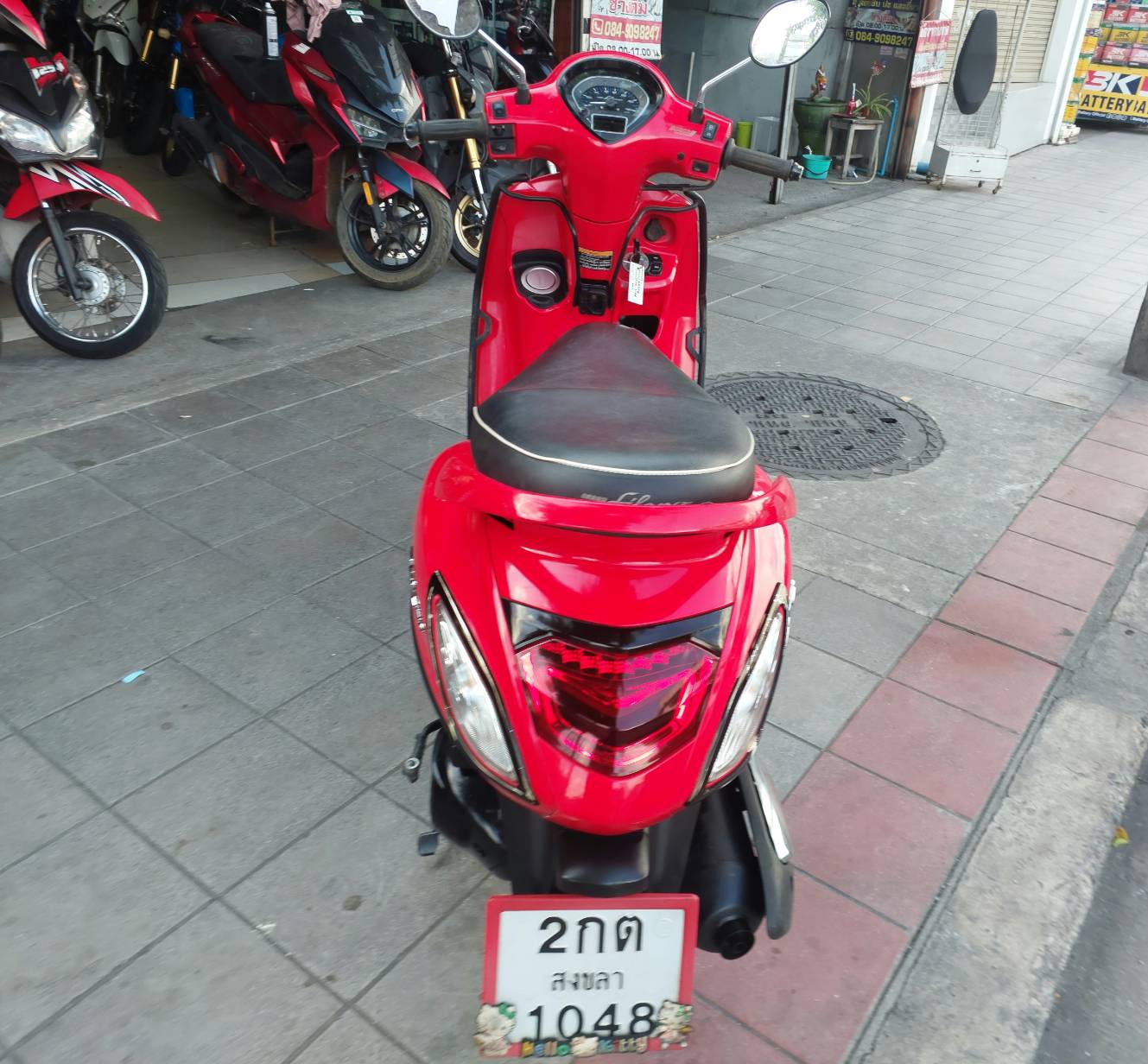 grand filano hybrid 2020 สีแดง