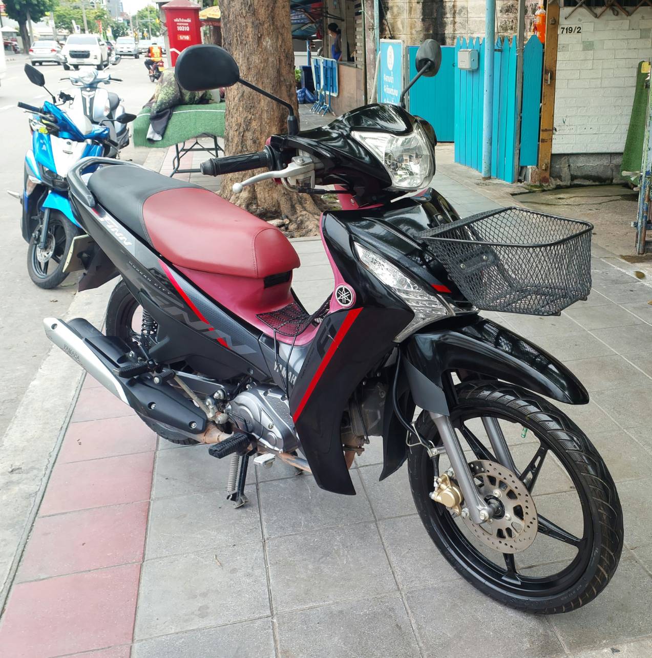 (ปิดการขาย) Yamaha finn สต้าทมือ ตัวท็อปล้อแม็กซ์ เบลค ubs