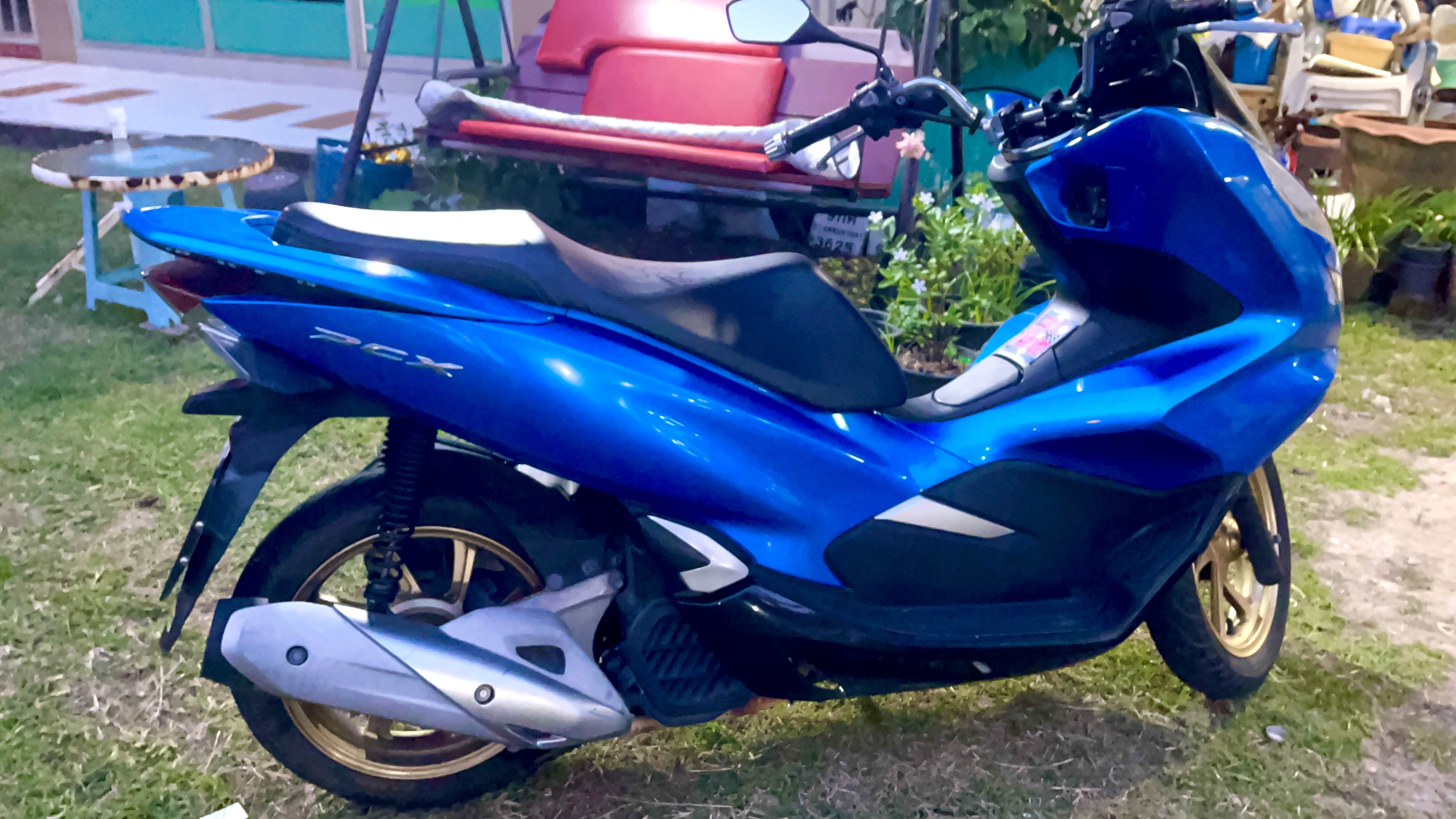 มอเตอร์ไซด์ PCX-150ccให้เช่าคะวันละ 350 บาท PCX for Rent 350 Baht per Day