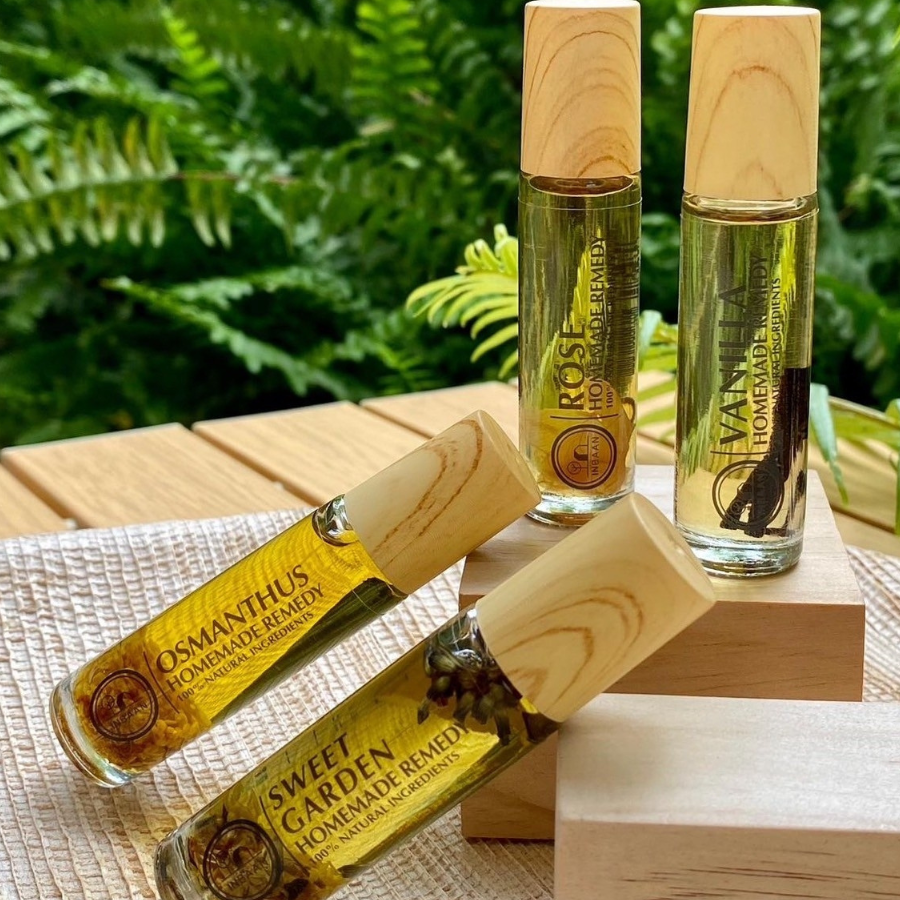 Inbaan น้ำมันหอมระเหย จากดอกไม้ Essential oils ขนาด 10 ml. กลิ่นหอม ผ่อนคลาย ใช้ง่านง่าย หัวลูกกลิ้ง