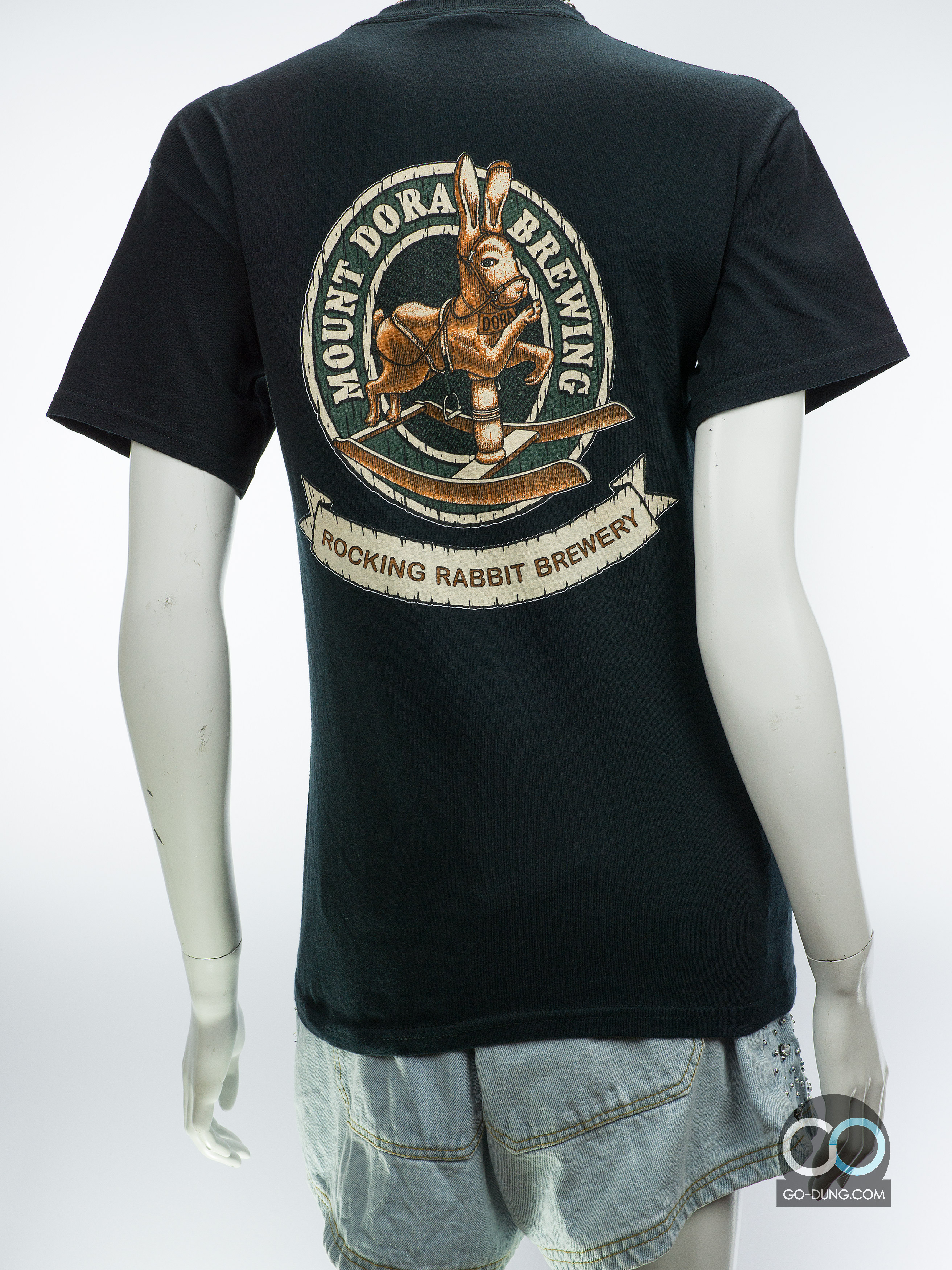 เสื้อยืดมือสอง GILDAN : MOUNT DORA BREWING ผ้า 100 คอตตอน