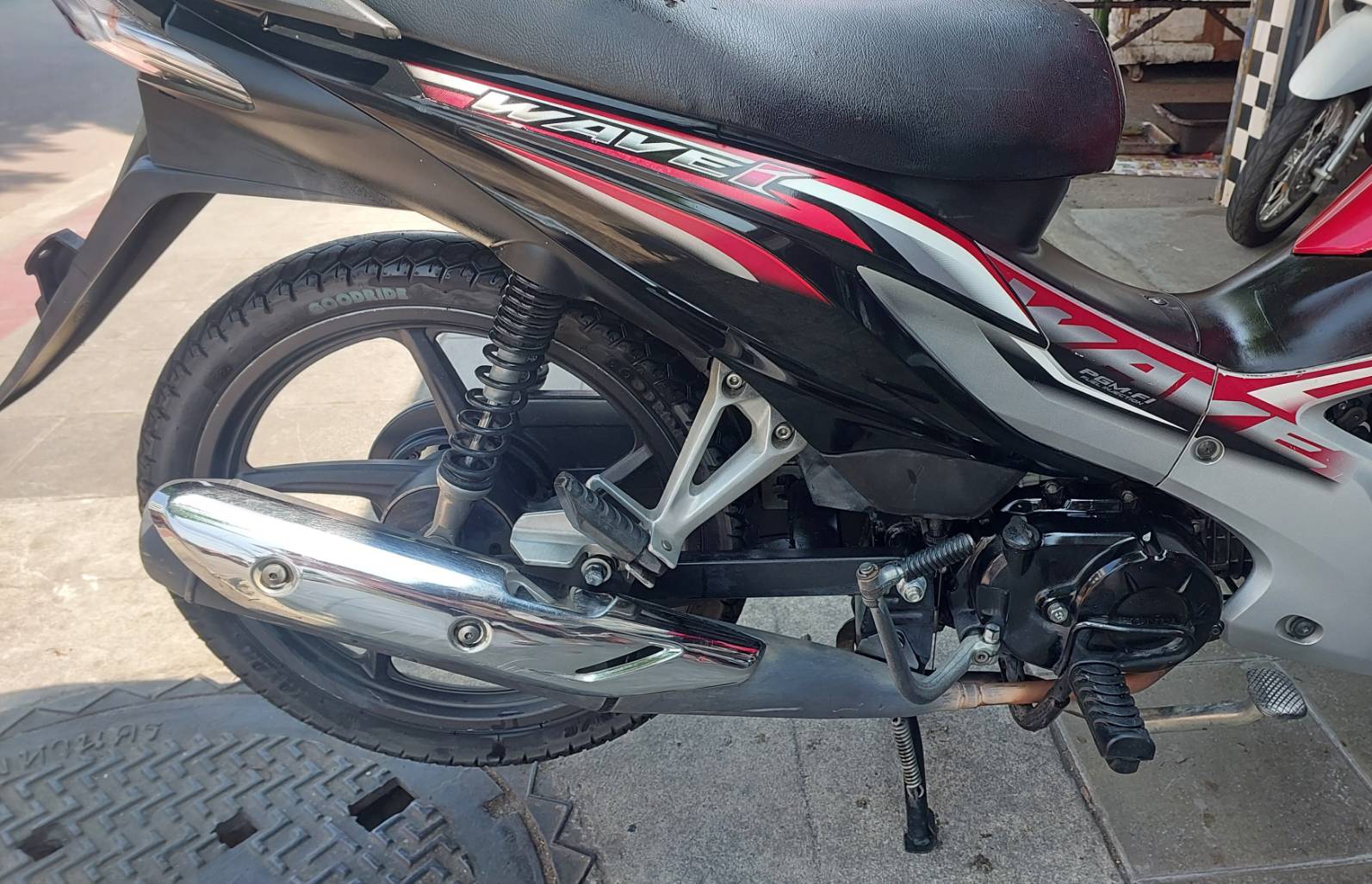 (ปิดการขาย) พร้อมส่งชลบุรีอีกคันครับ เวฟ 110 i ตัว top ล้อแม็กสตาร์ทมือ