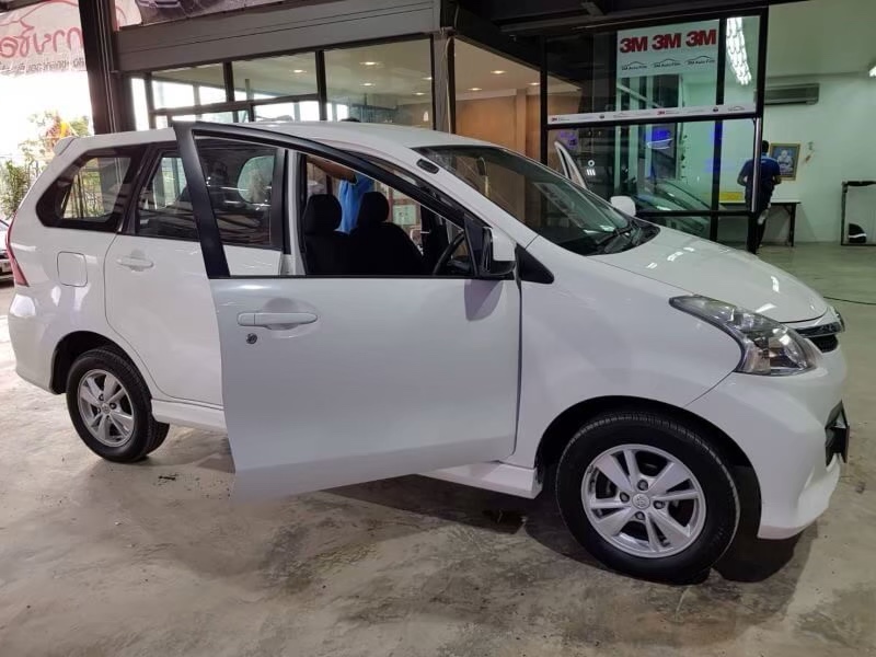 💥🚘🌈Toyota Avanza 7 ที่นั่งตัวท๊อบเกียร์ออโต้ให้เช่า🌈🌴👒 ราคา 1500 บาท/วัน ที่ หาดแม่รำพึง ระยอง สำเนา