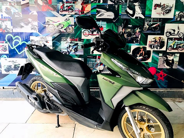 (( ขายแล้ว )) allnew click125i 2018 สีเขียวดำ limited สวยไร้ริ้วรอย