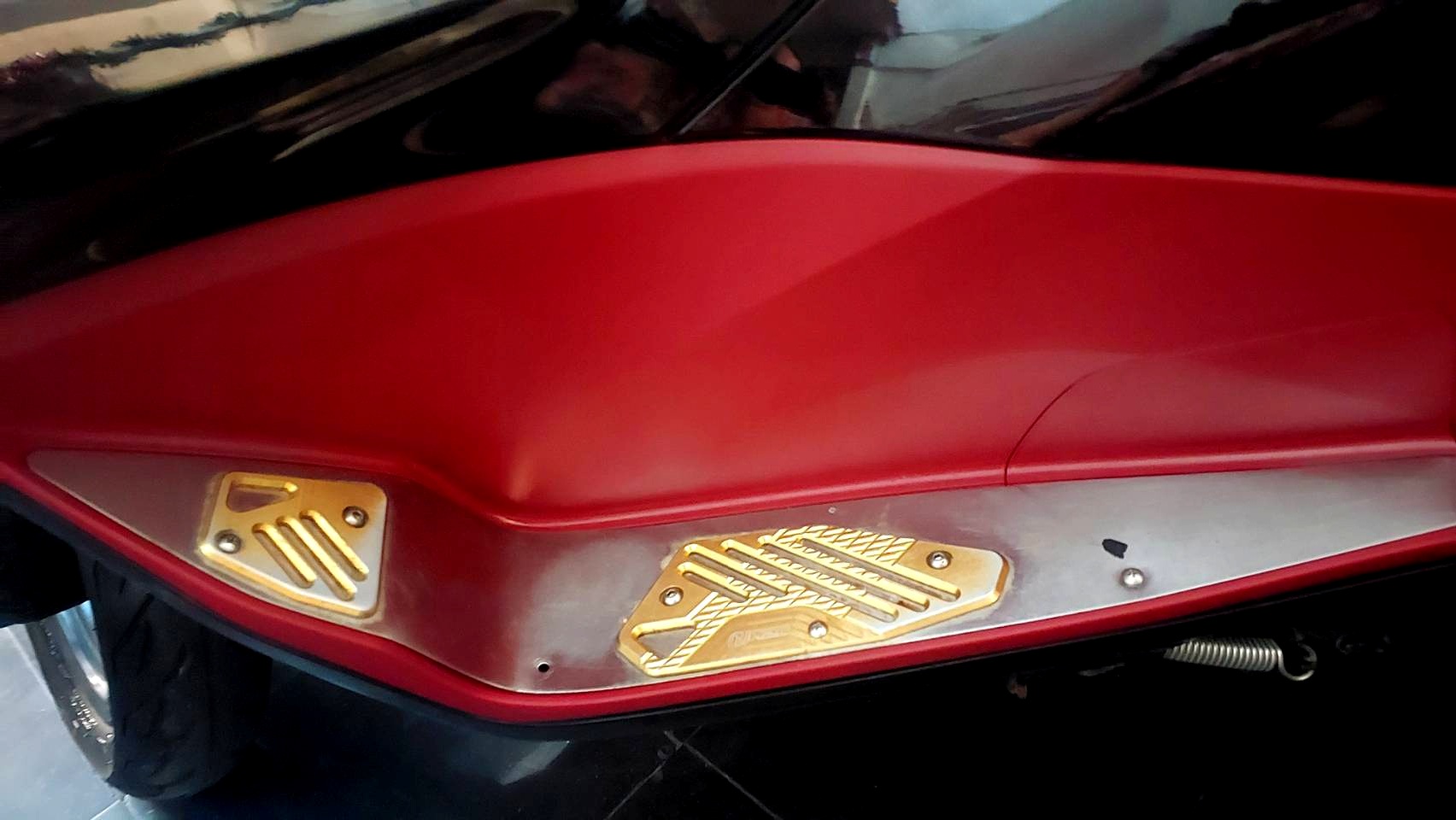 (ปิดการขาย)PCX 150 สีดำแดง ขอบคุณพ่อค้าจันทบุรีที่อุดหนุนครับ