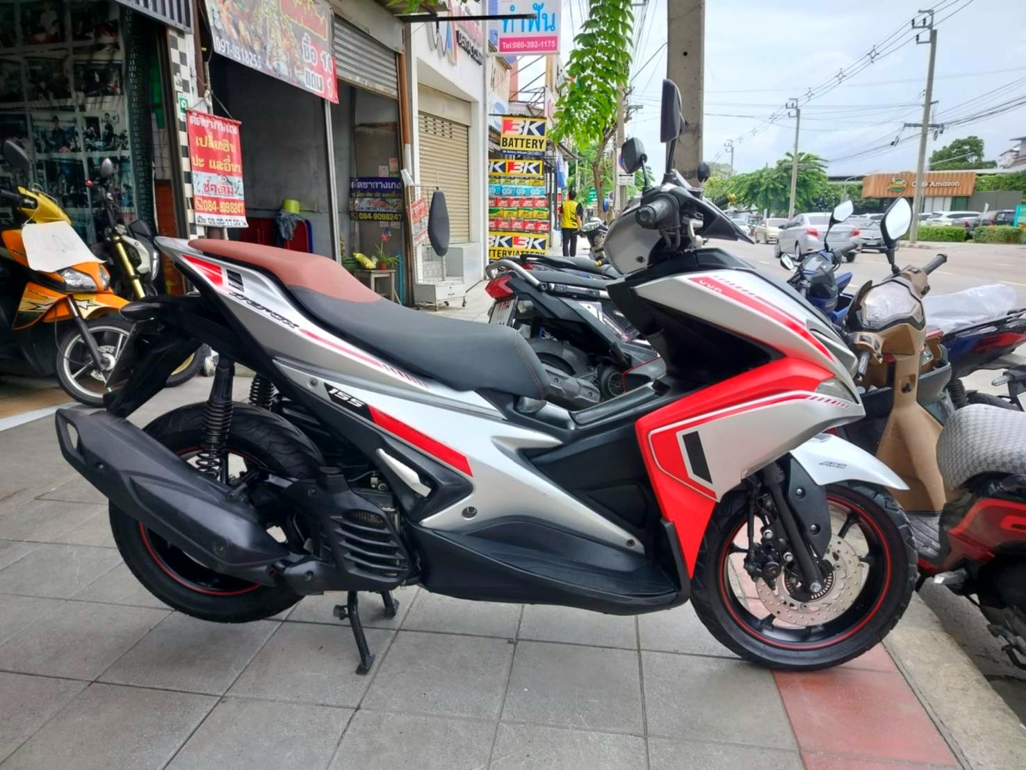 ปิดการขายพร้อมส่งจังหวัดน่านครับ aerox 155 abs สีเทา รุ่นท็อป 2019