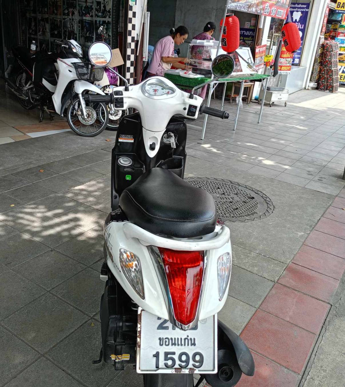 (ปิดการขายครับ ) filano สีขาวม่วง ปี 2012 สภาพดี