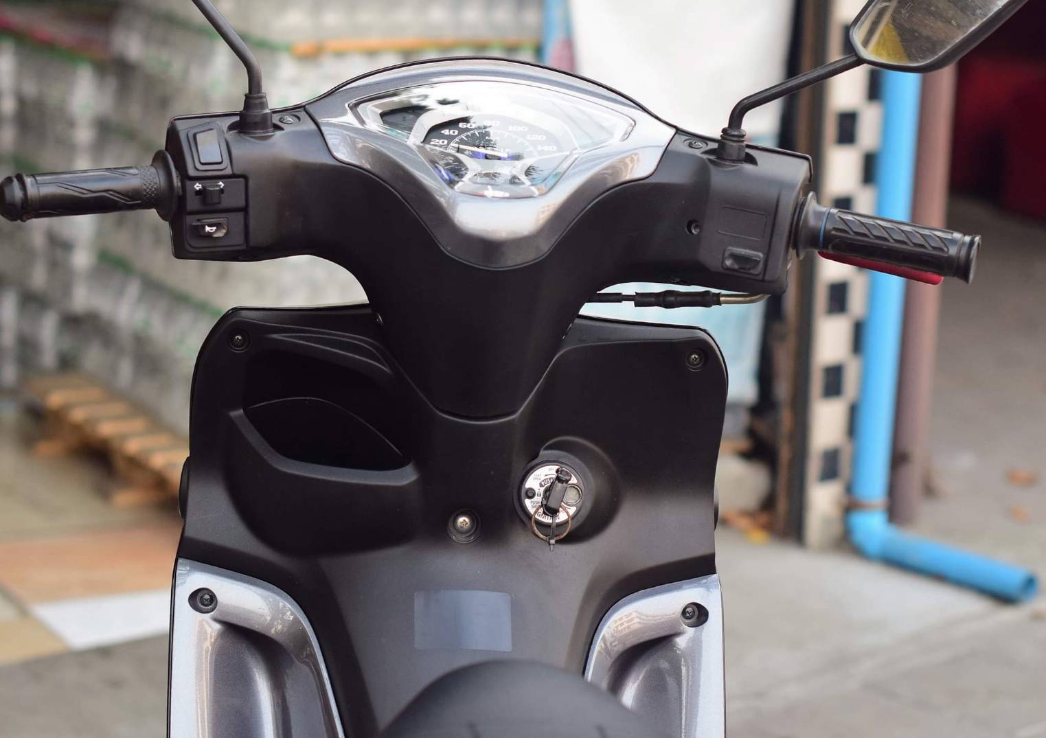 (ปิดการขาย ฟินๆ) yamaha finn สีดำ สตาร์ทมือ ล้อแม็กซ์ racing boy สวย ทน แกร่ง