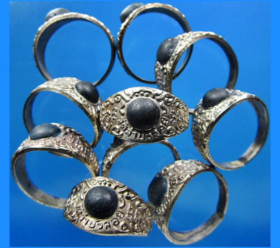 แหวนข้าวตอกพระร่วง หลวงพ่อสนิท วัดลำบัวลอย จ.นครนายก (no.2)