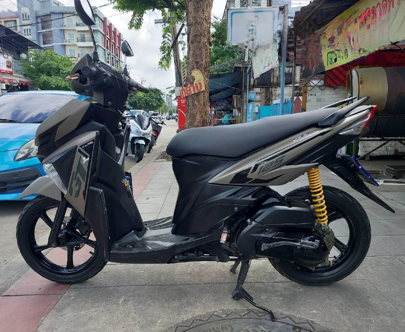 (ปิดการขาย) พร้อม ส่งครับyamaha GT 125 สีเทาทะเบียนปี 2558