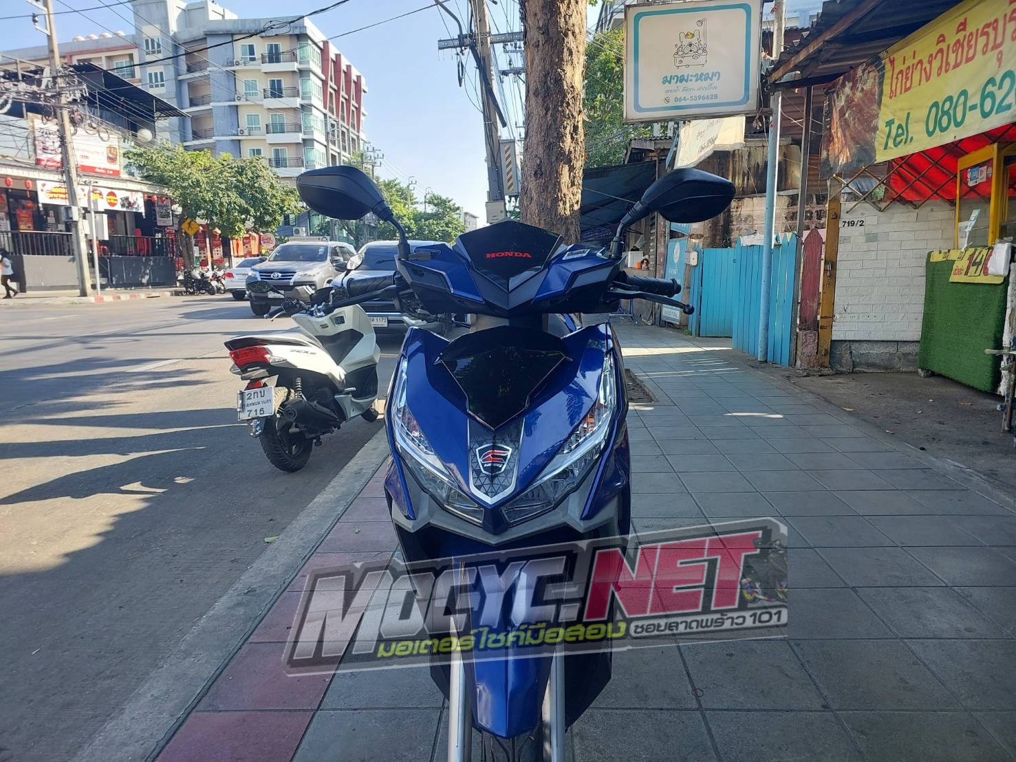 (ปิดการขาย) click 125 สีน้ำเงิน ไฟหน้า led รุ่นท็อปล้อแม็ก