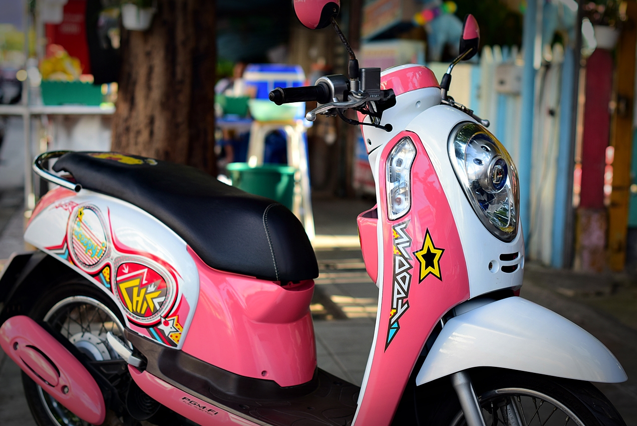 (( ขายแล้วครับ )) scoopy i สีชมพู ขอบคุณน้องปราง ที่มาอุดหนุนครับ