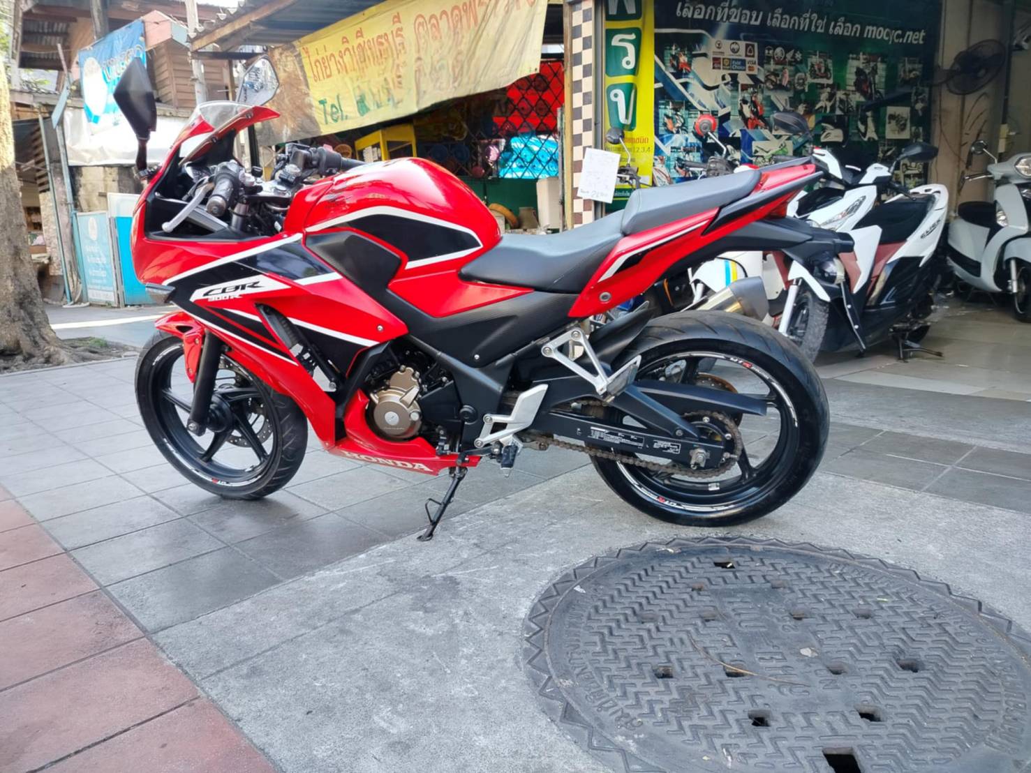 ปิดการขายครับผม CBR 300 r สีแดง จดทะเบียนปี 2018
