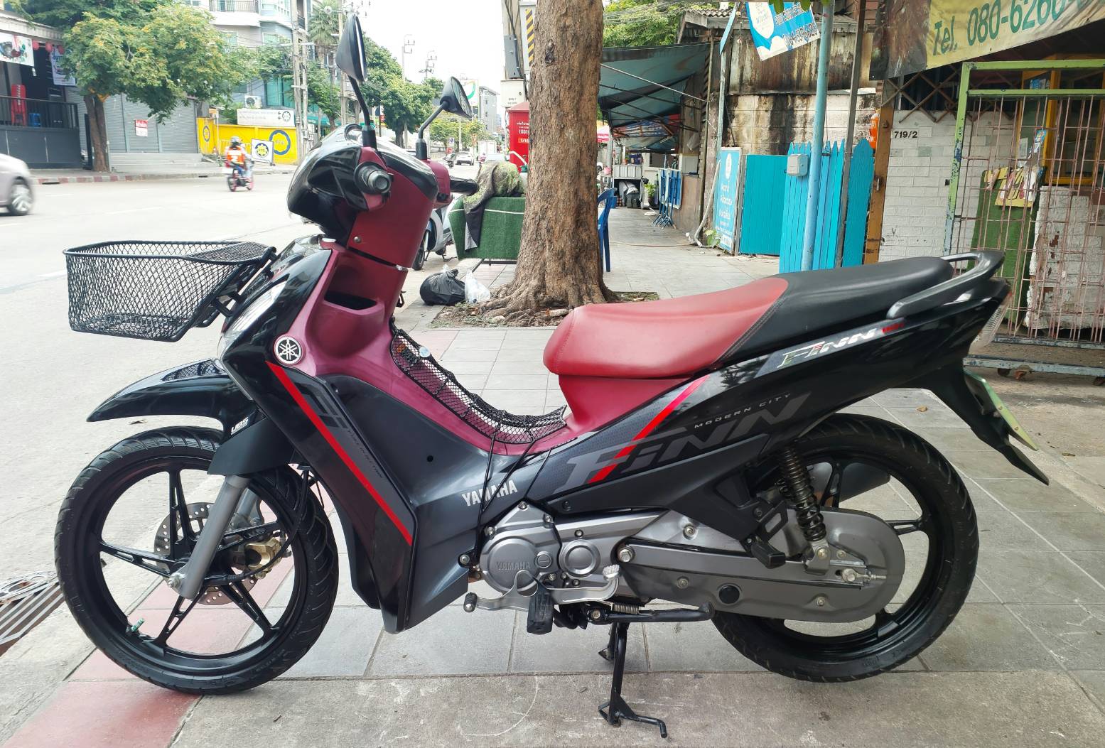 (ปิดการขาย) Yamaha finn สต้าทมือ ตัวท็อปล้อแม็กซ์ เบลค ubs