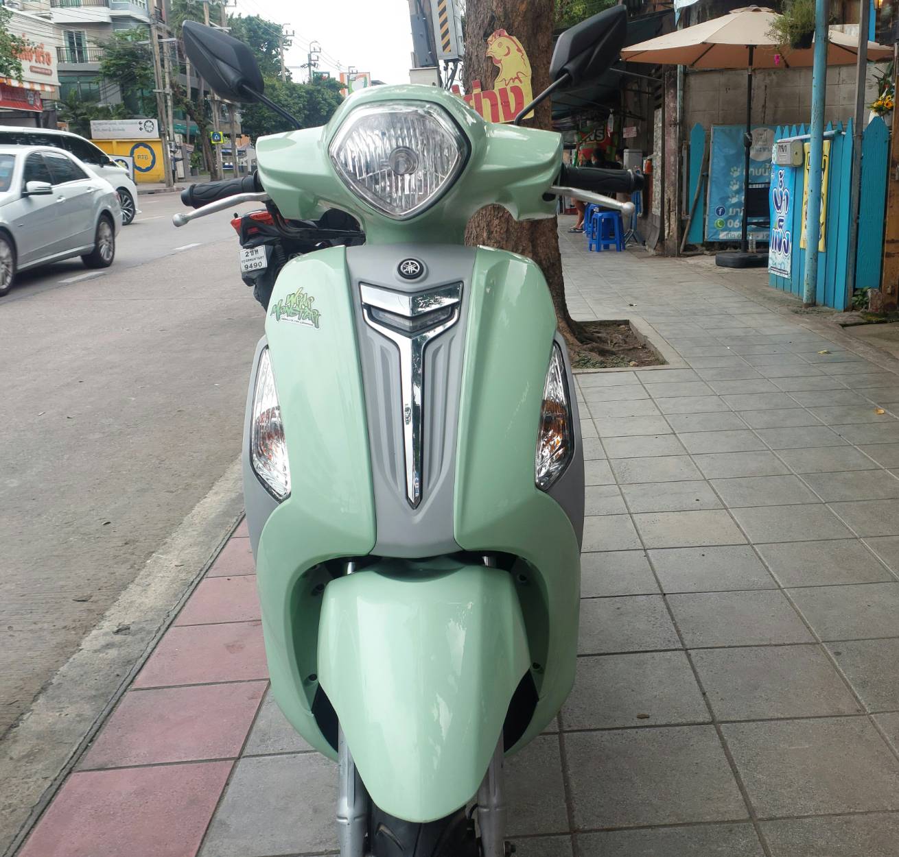 ปิดการขายครับ คันนี้ส่งฉะเชิงเทราครับ grand filano สีเขียว 2017