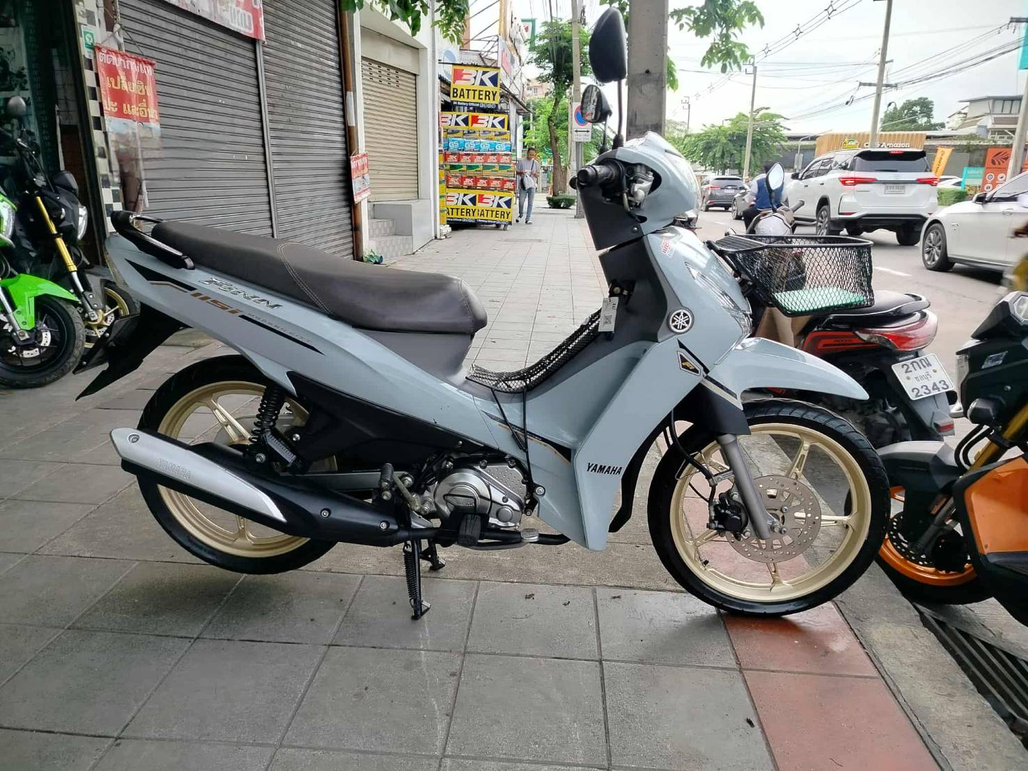 finn สีเทา ตัวใหม่ 2024 ล้อทองสวยๆจากศูนย์