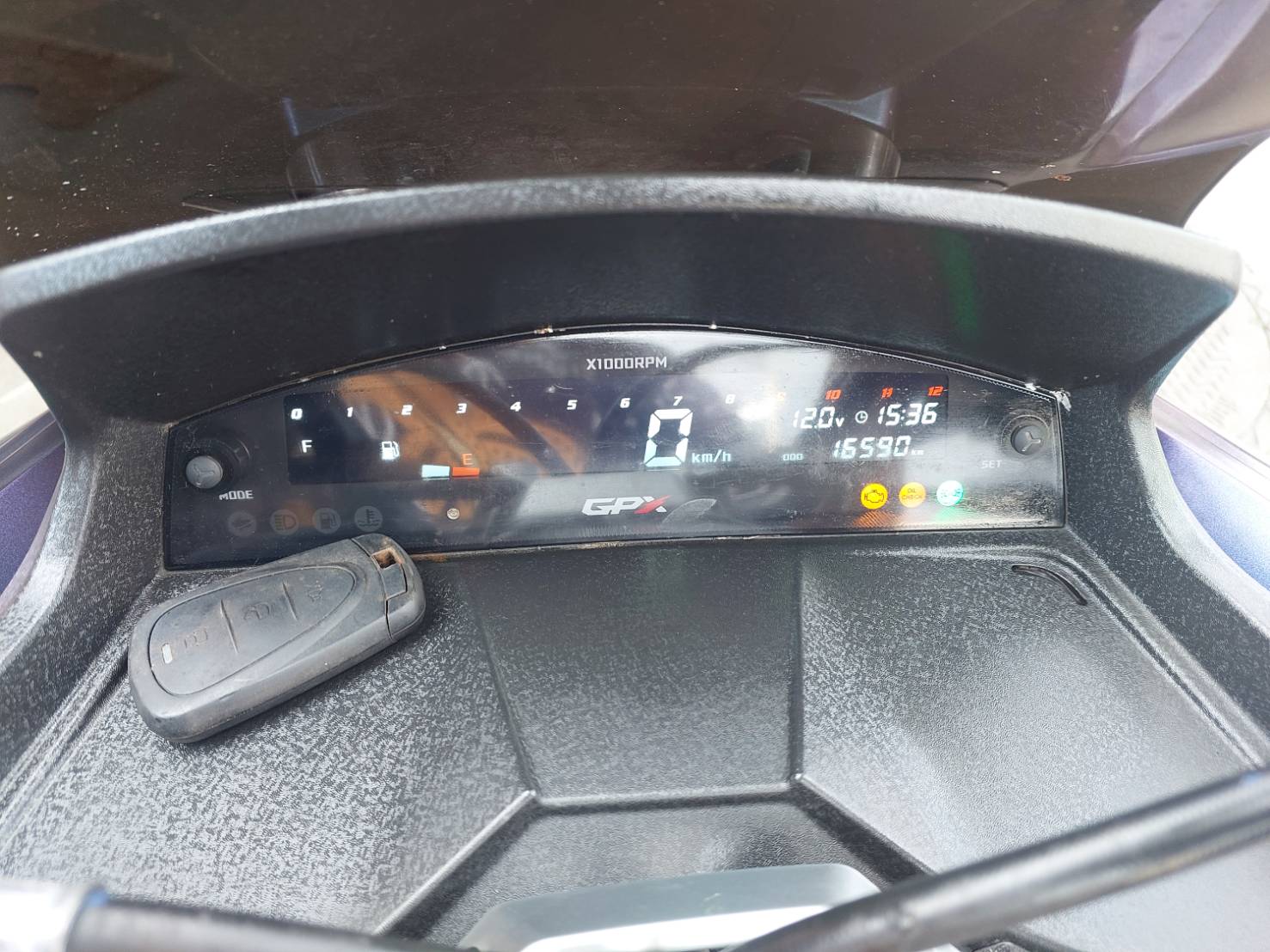 ( ปิดการขายครับ )GPX โดรน คีเลส 4 วาล์ว สีน้ำเงิน midnight 2023