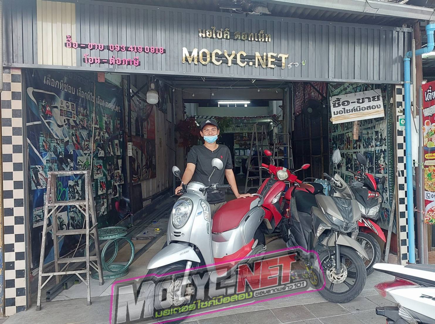 (ปิดการขายครับ ) scoopy i ตัว top ล้อแม็ก สีเทา สีสวย เครื่องดี