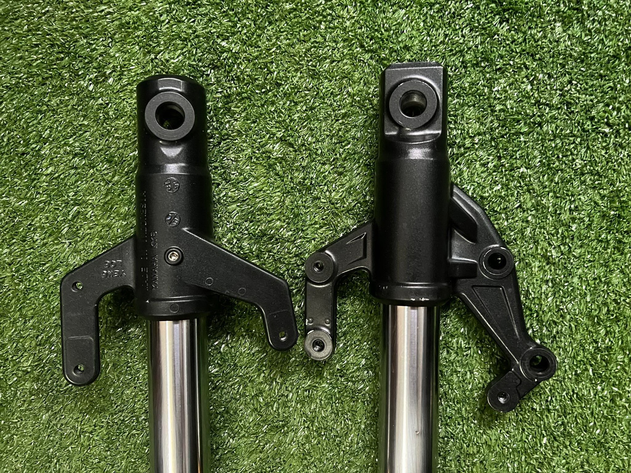 (( ปิดการขายแล้วครับ )) โช๊คหน้า r15 yzf มือ 2