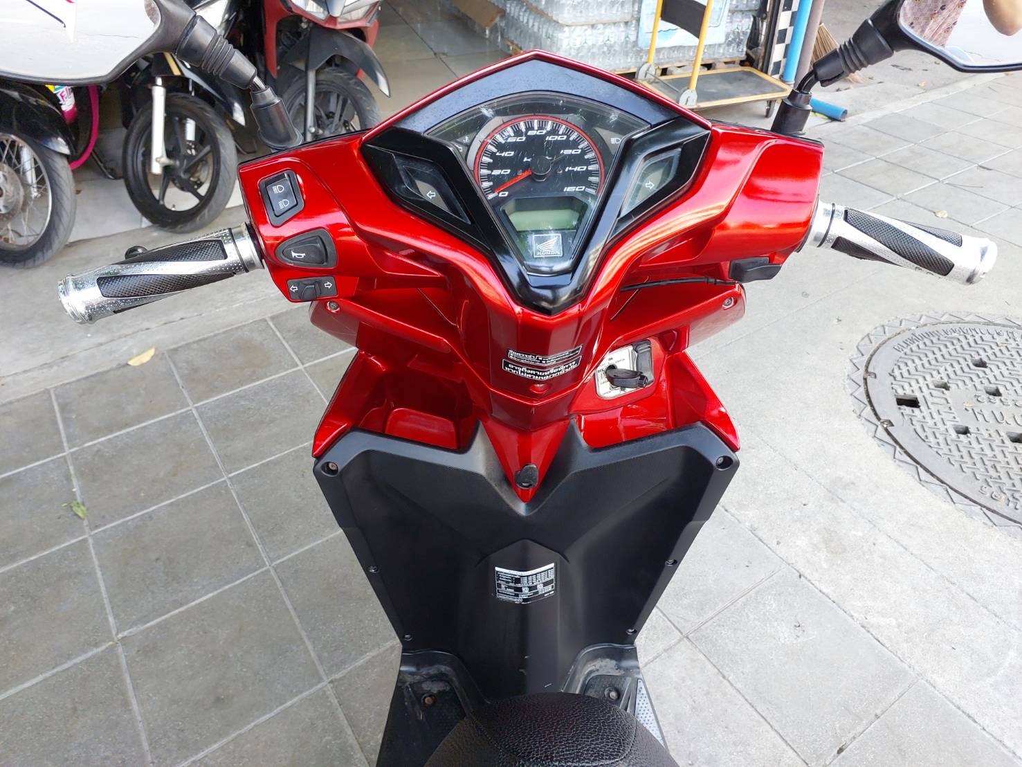 (ปิดการขาย) click 125 สีดำ อมตะ รถสภาพดี ราคานี้ แถมโอนให้ฟรีด้วยครับ