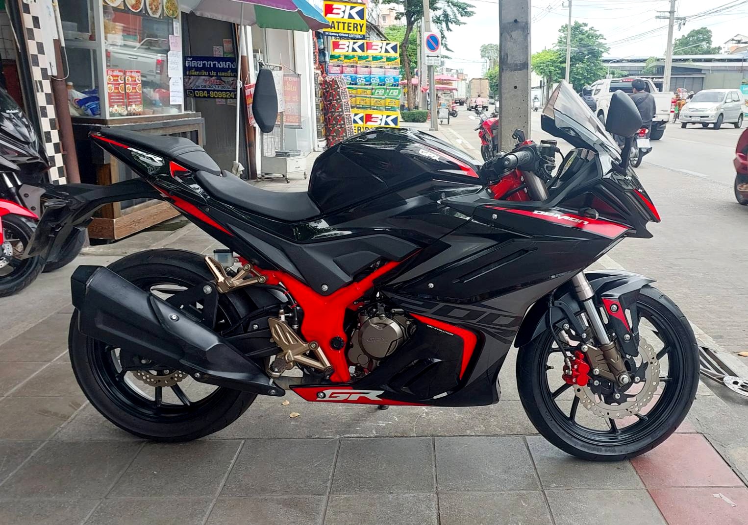 (ปิดการขาย) demon 200gr สีดำ ปี 2021