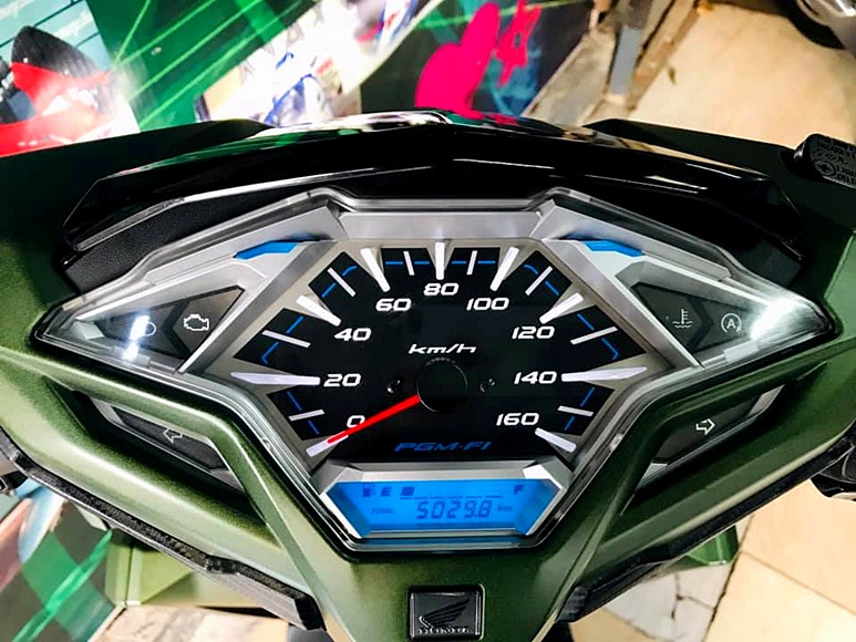 (( ขายแล้ว )) allnew click125i 2018 สีเขียวดำ limited สวยไร้ริ้วรอย