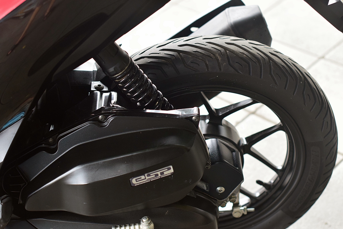 (ปิดขายแล้วครับ)click 125i led สีดำ ท็อปล้อแม็กซ์