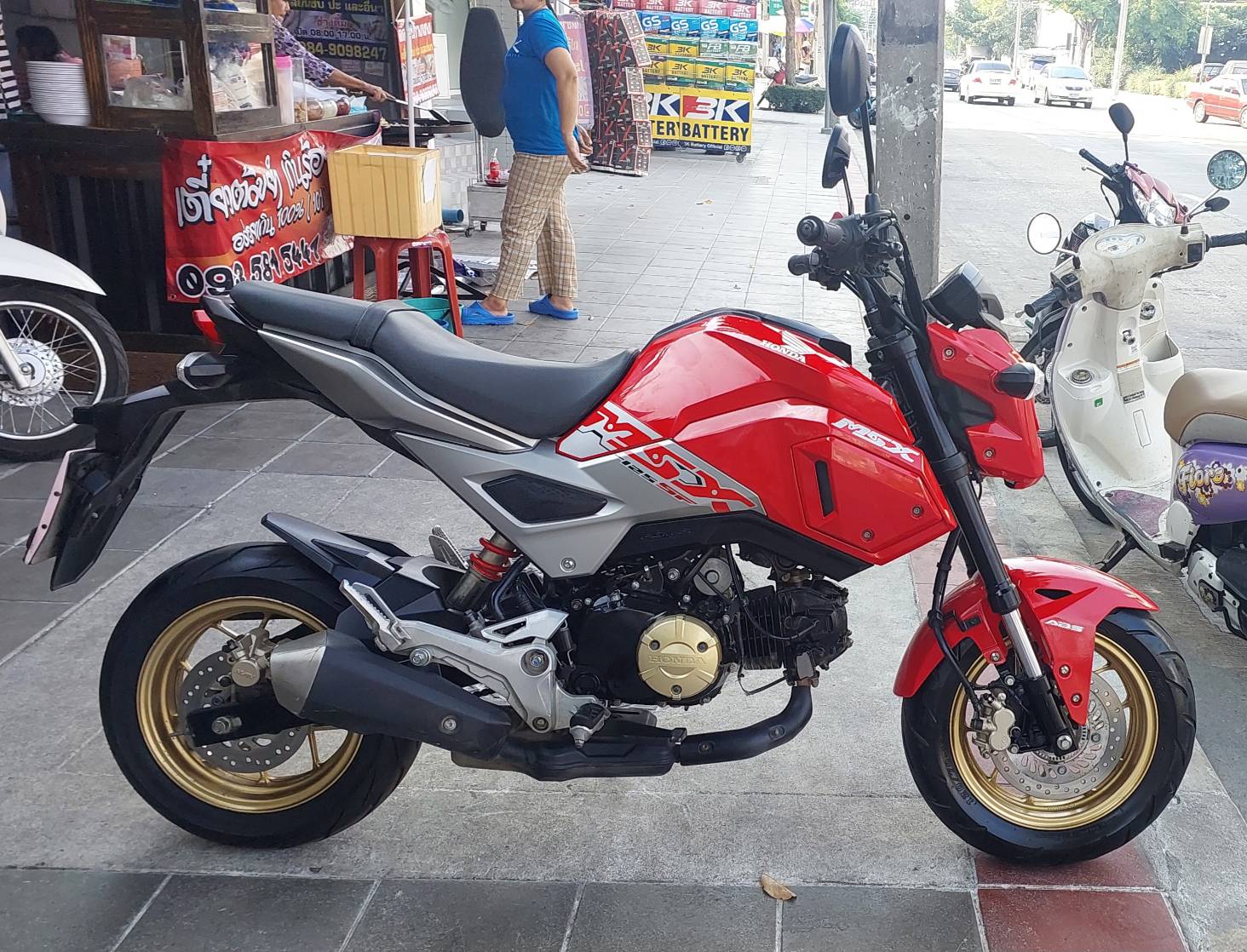 (ปิดการขาย) msx sf ABS สีแดงยอดนิยม ปี 2018 ปีสูงๆ