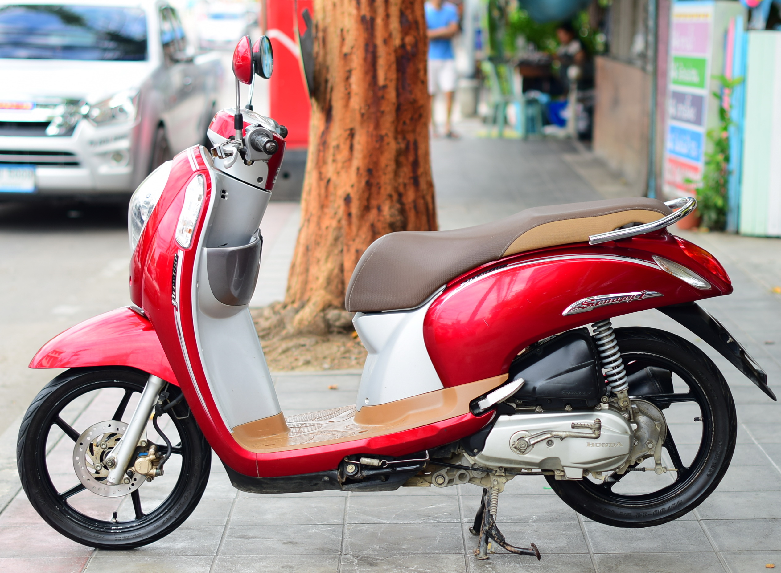 (( ขายแล้วครับ ))) Scoopy i สีแดงขอบคุณครูหน่อง ที่มาอุดหนุนครับ