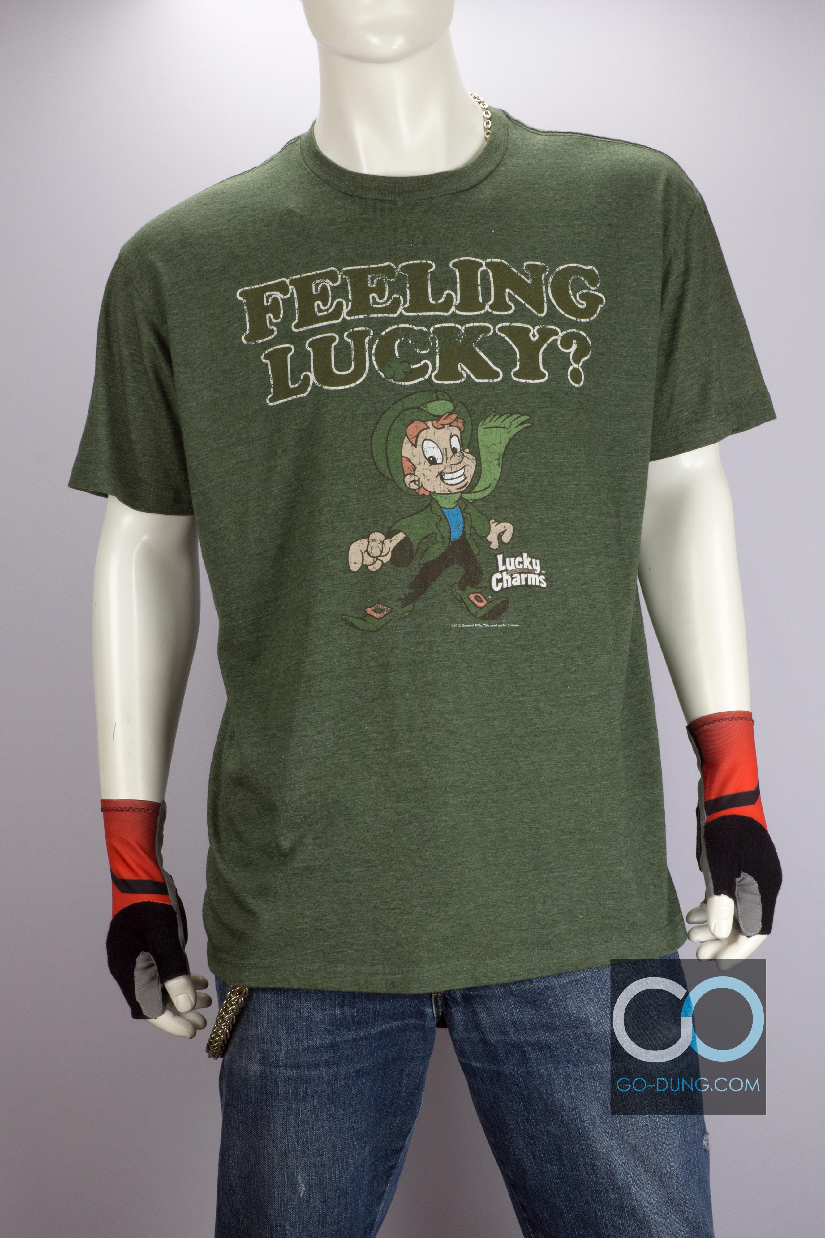 เสื้อยืดโฆษณามือสอง SAVVY : LUCKY CHARMS งานเรโทร ย้อนยุค เสื้อยืดผ้าบาง เสื้อยืดผ้าผสม โพลี 55/45