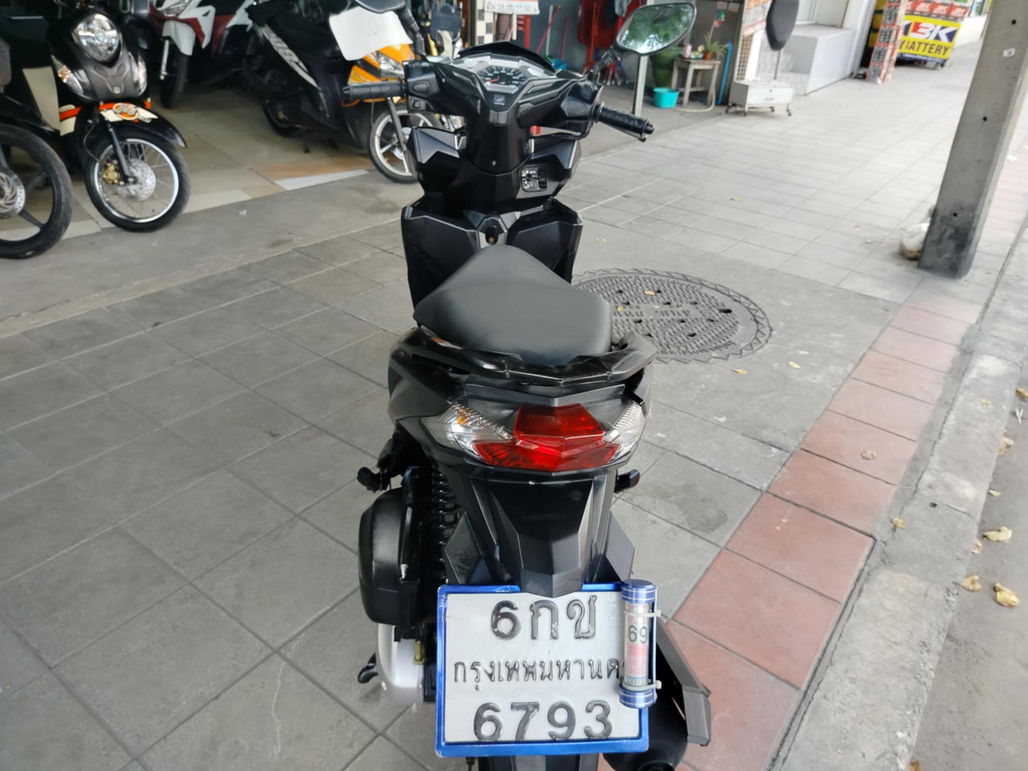 ปิดการขายครับผม click 125 led สีดำ ล้อแม็กตัวท็อป