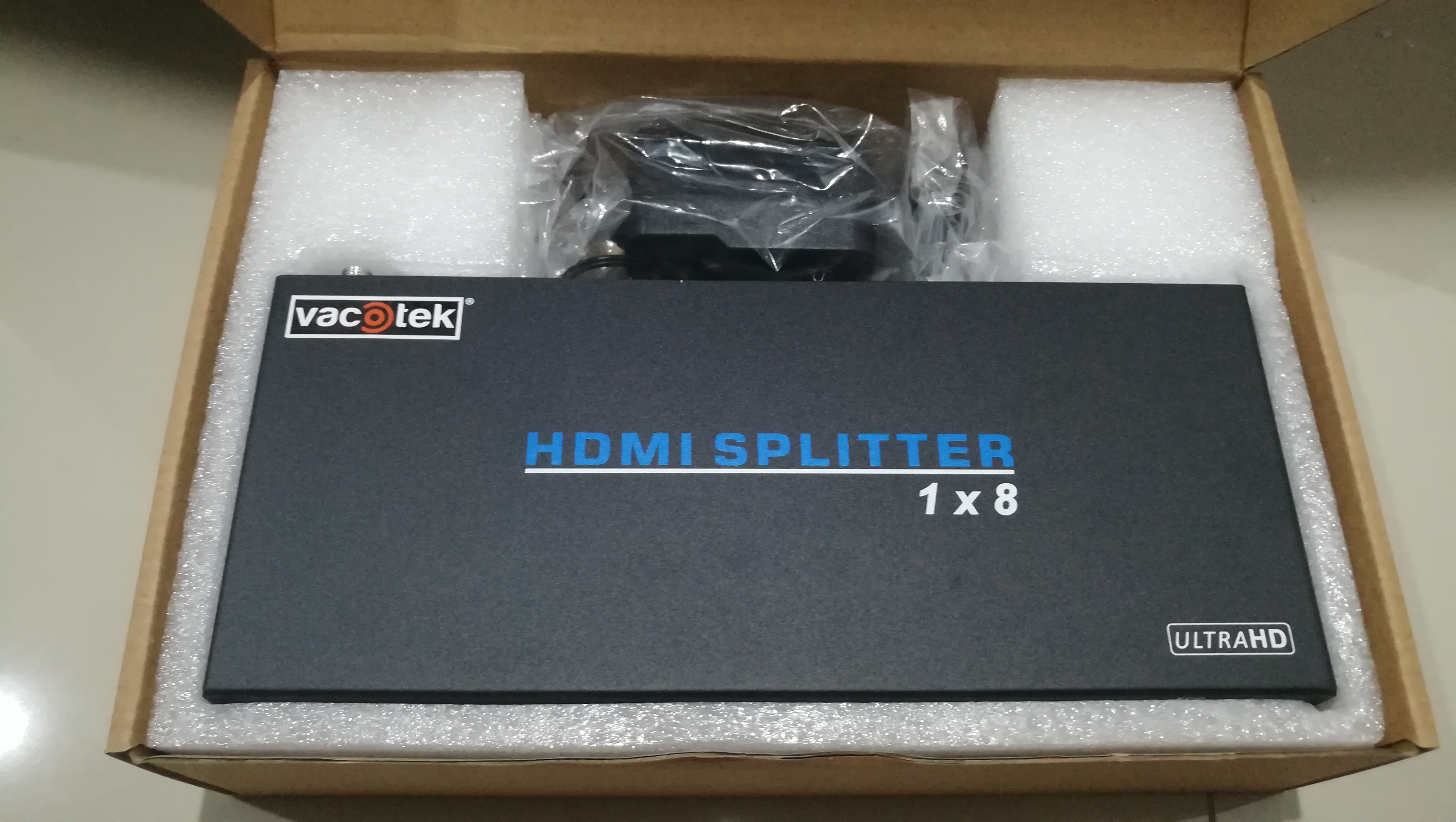 VACOTEK H-18SP2 1x8 HDMI 2.0 Splitter 18G 4:4:4