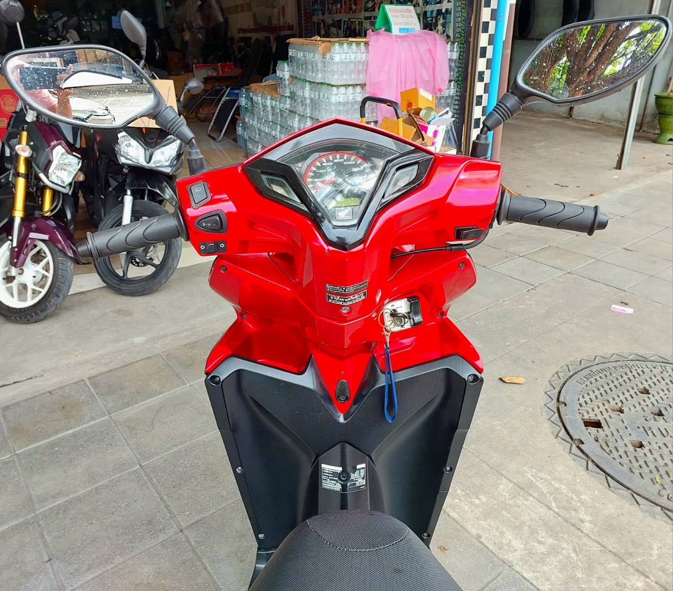 (ปิดการขาย) click 125 สีดำแดง ปี 57 เครื่องดี