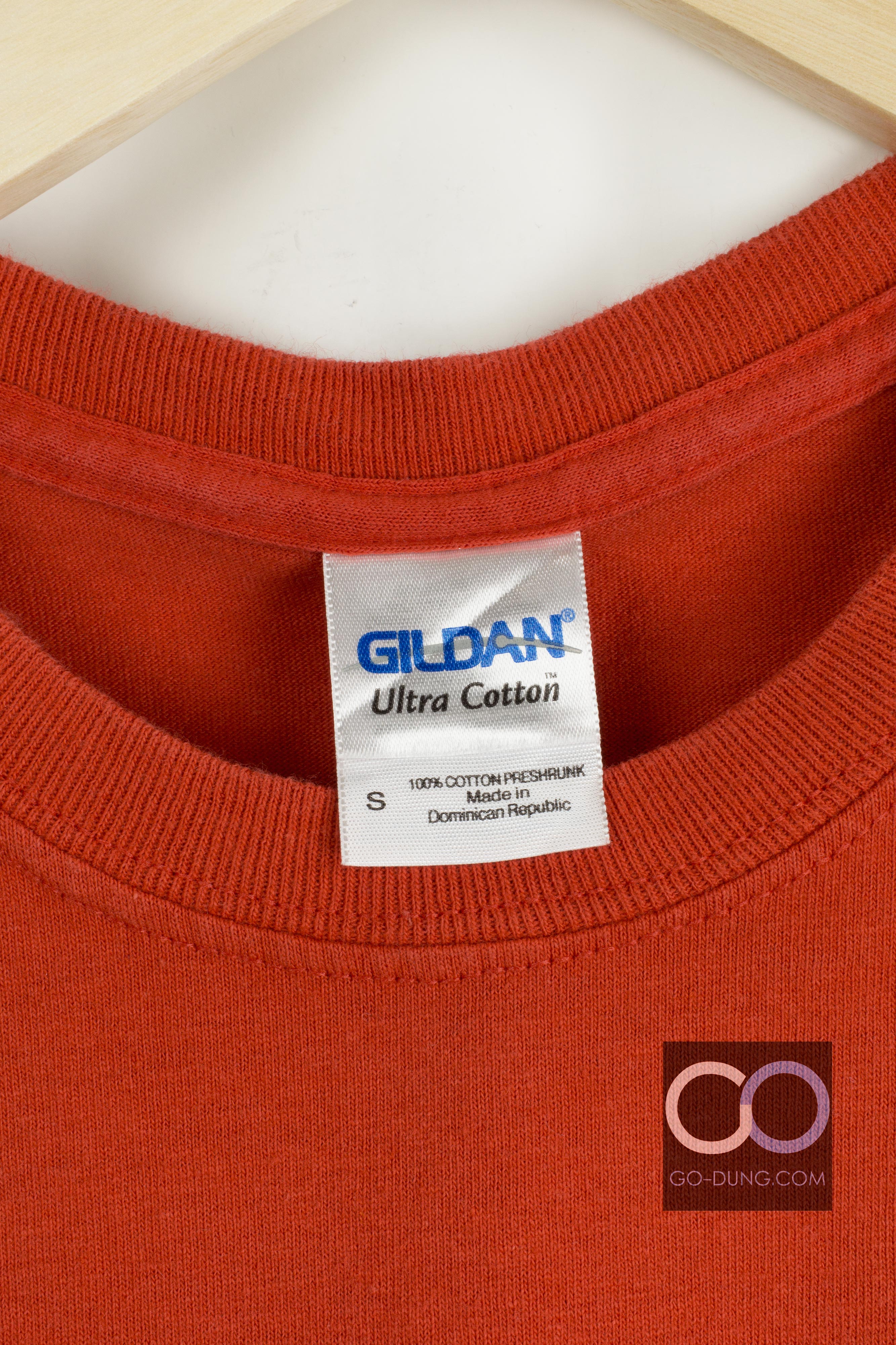ขาย เสื้อยืดมือสอง ผ้า 100 คอตตอน ยี่ห้อ GILDAN : 355 CES